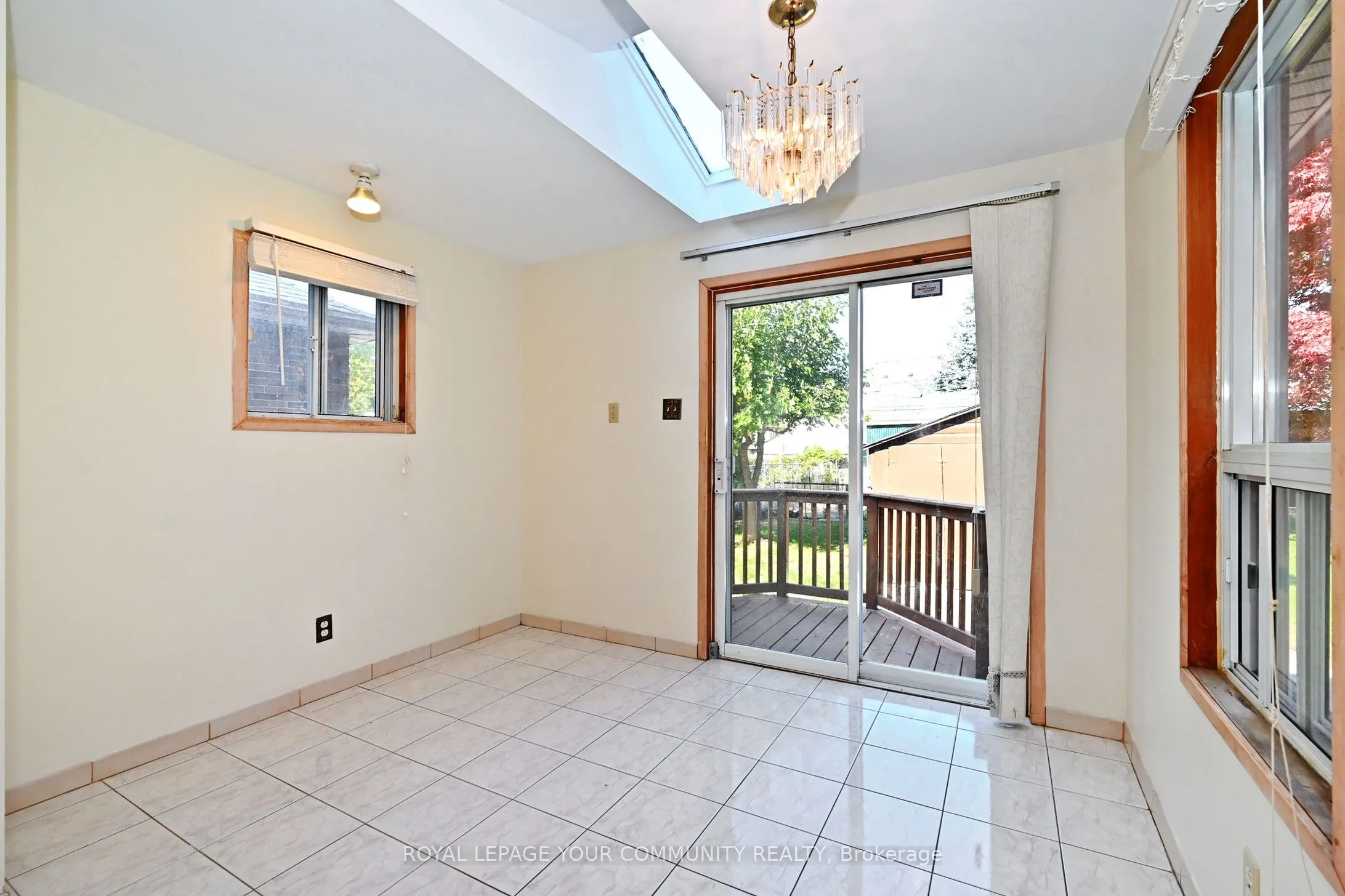 284 Wolverleigh Boulevard