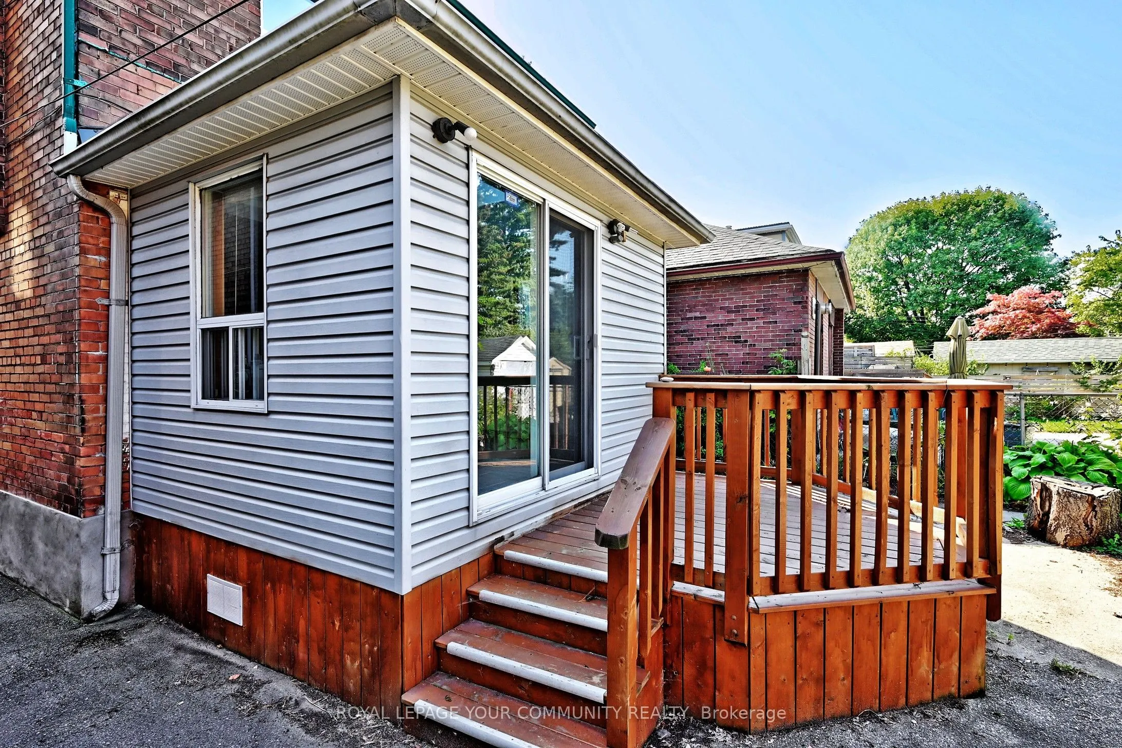 284 Wolverleigh Boulevard