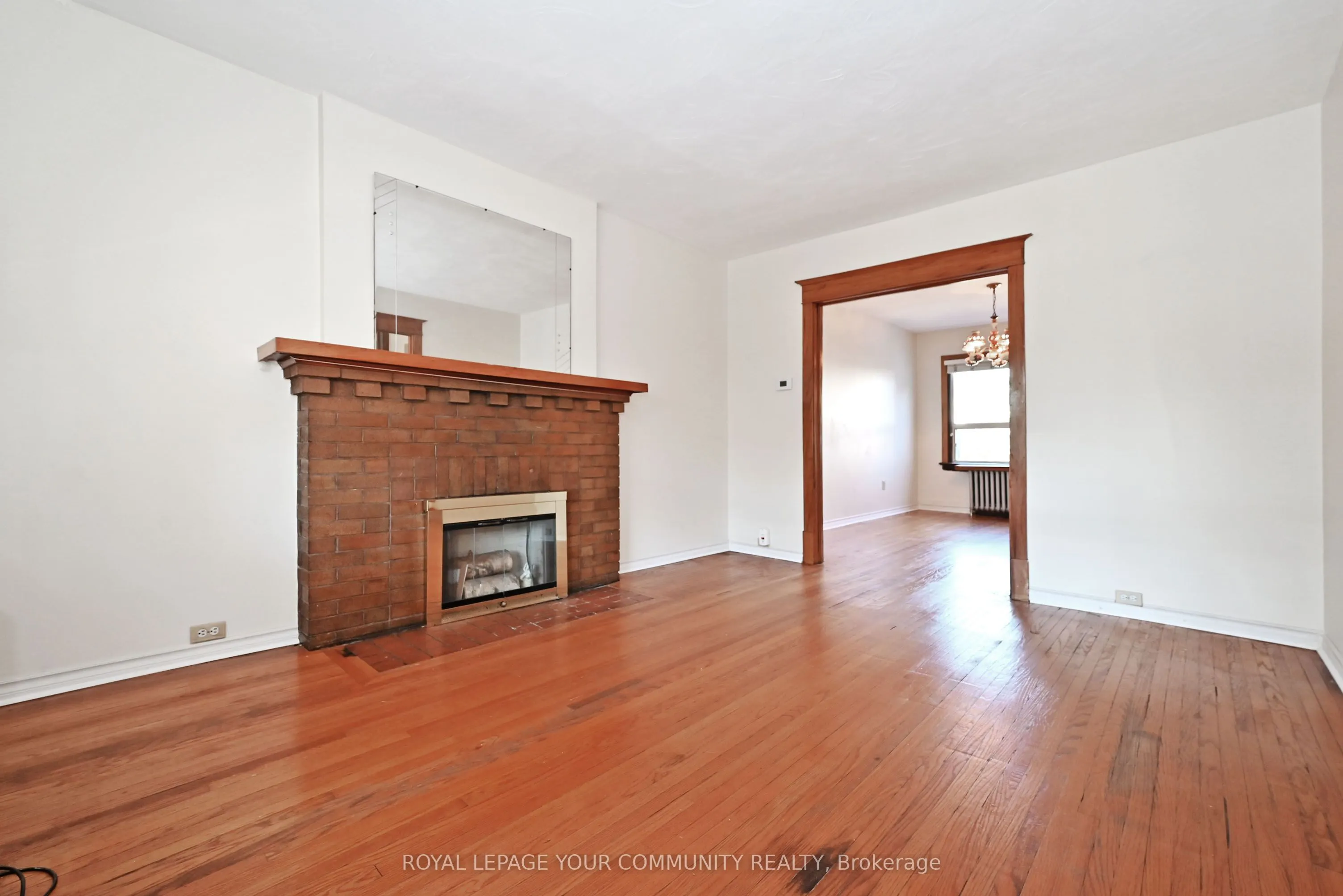 284 Wolverleigh Boulevard