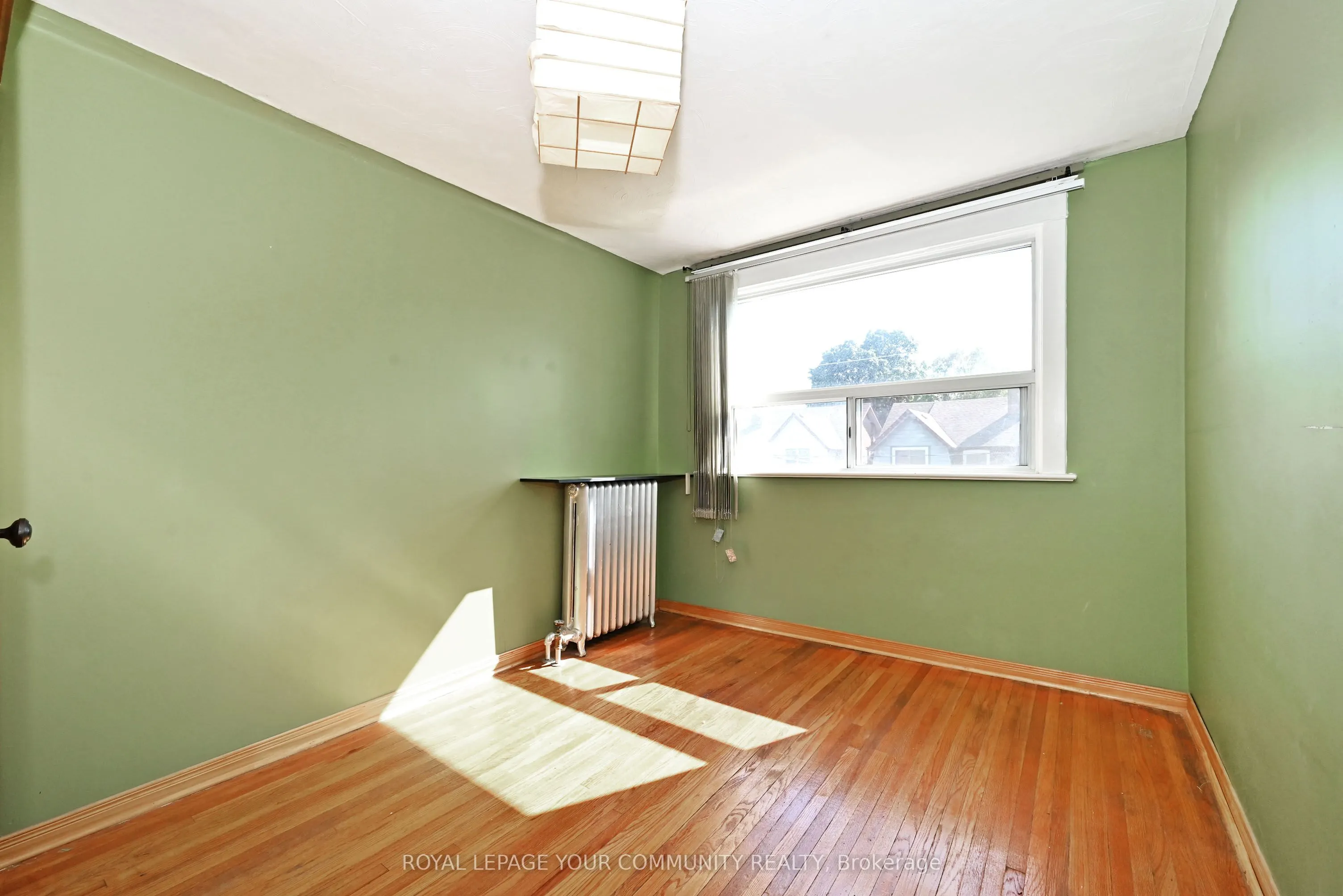 284 Wolverleigh Boulevard