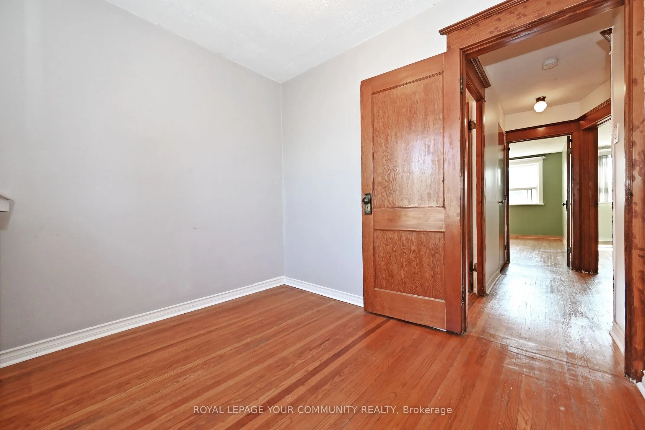 284 Wolverleigh Boulevard