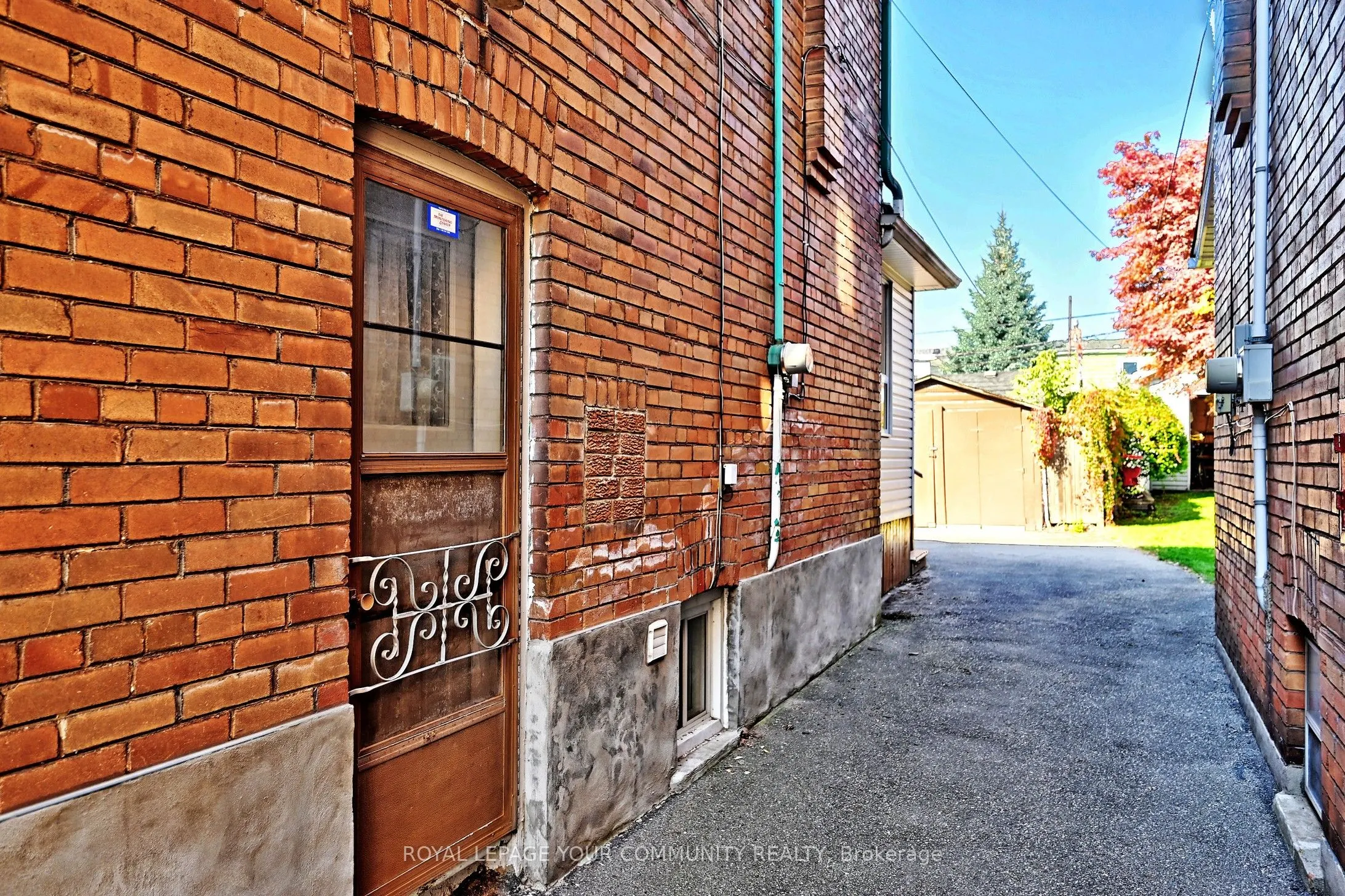 284 Wolverleigh Boulevard