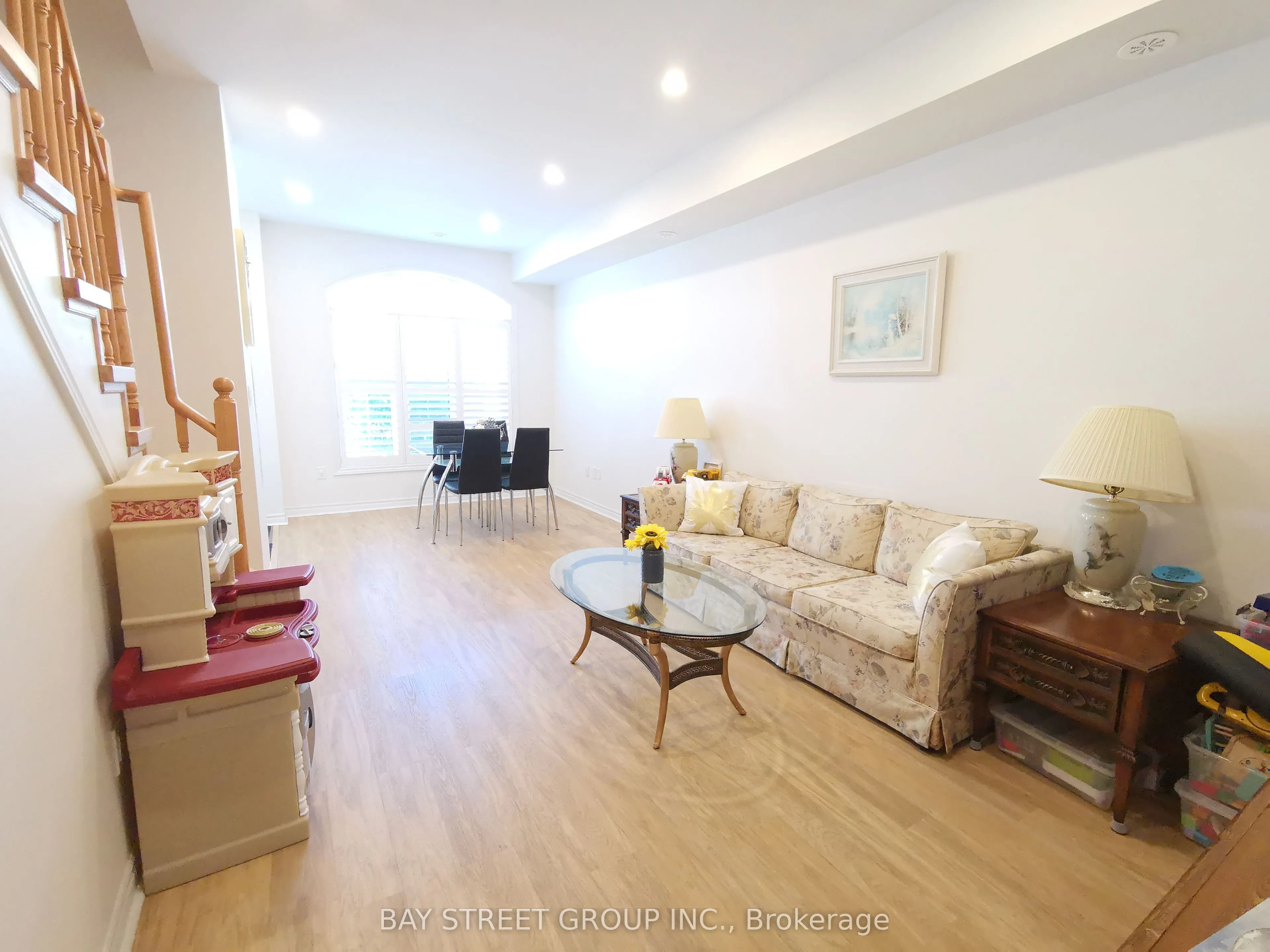 5 Eaton Park Lane, #5