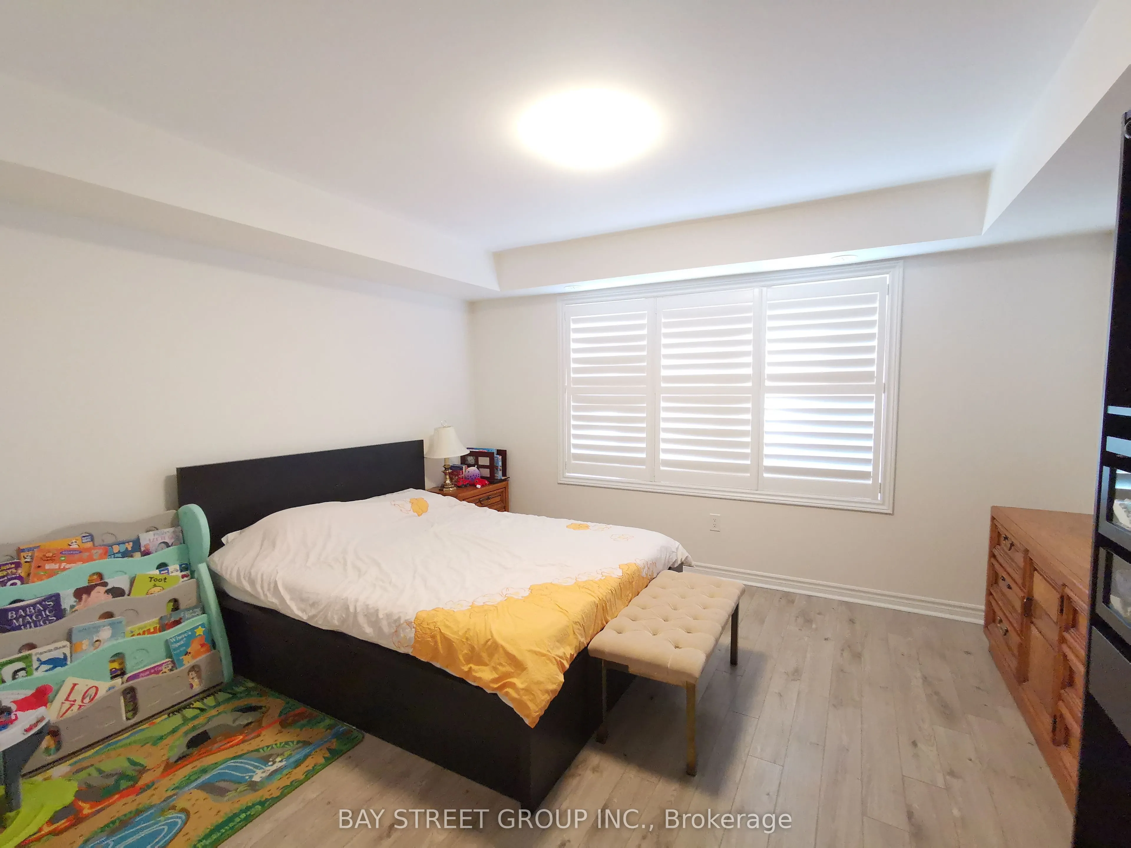 5 Eaton Park Lane, #5