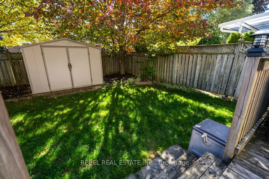 15 John Walter Crescent