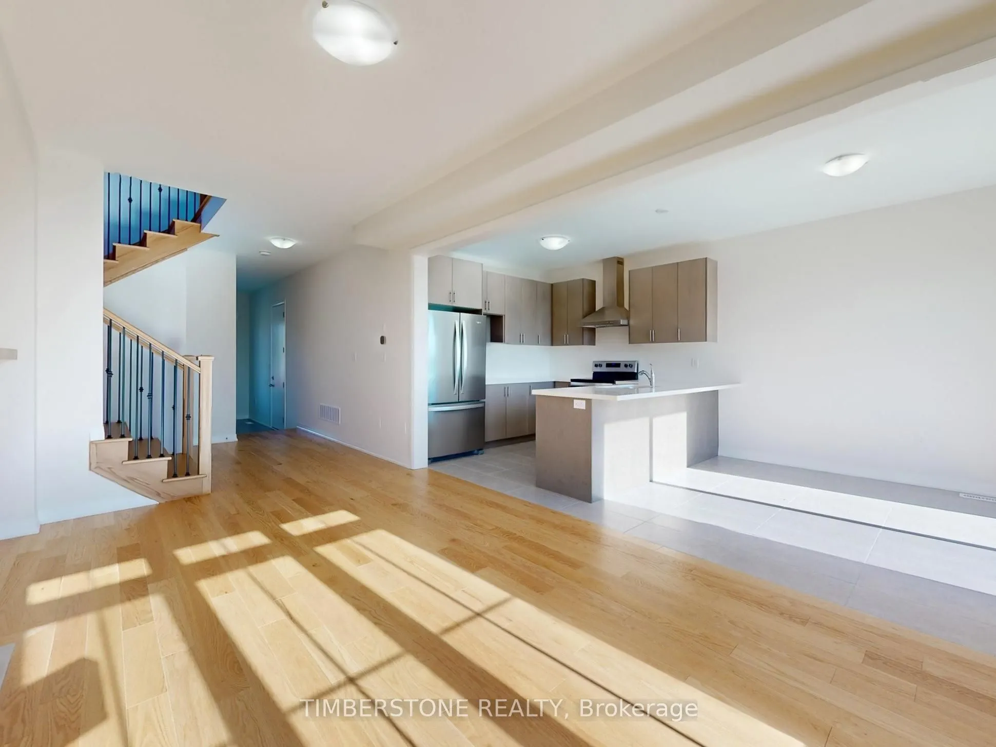 1103 Zircon Manor