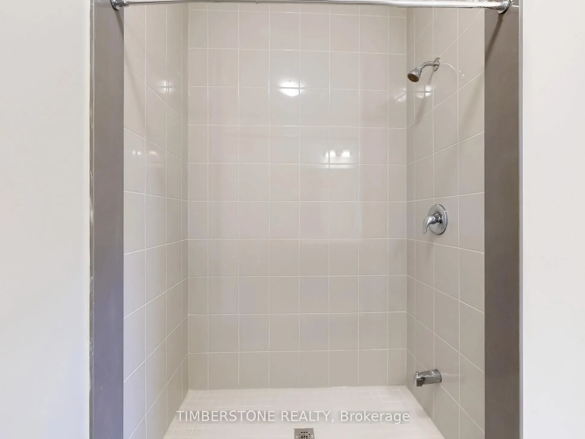 1103 Zircon Manor