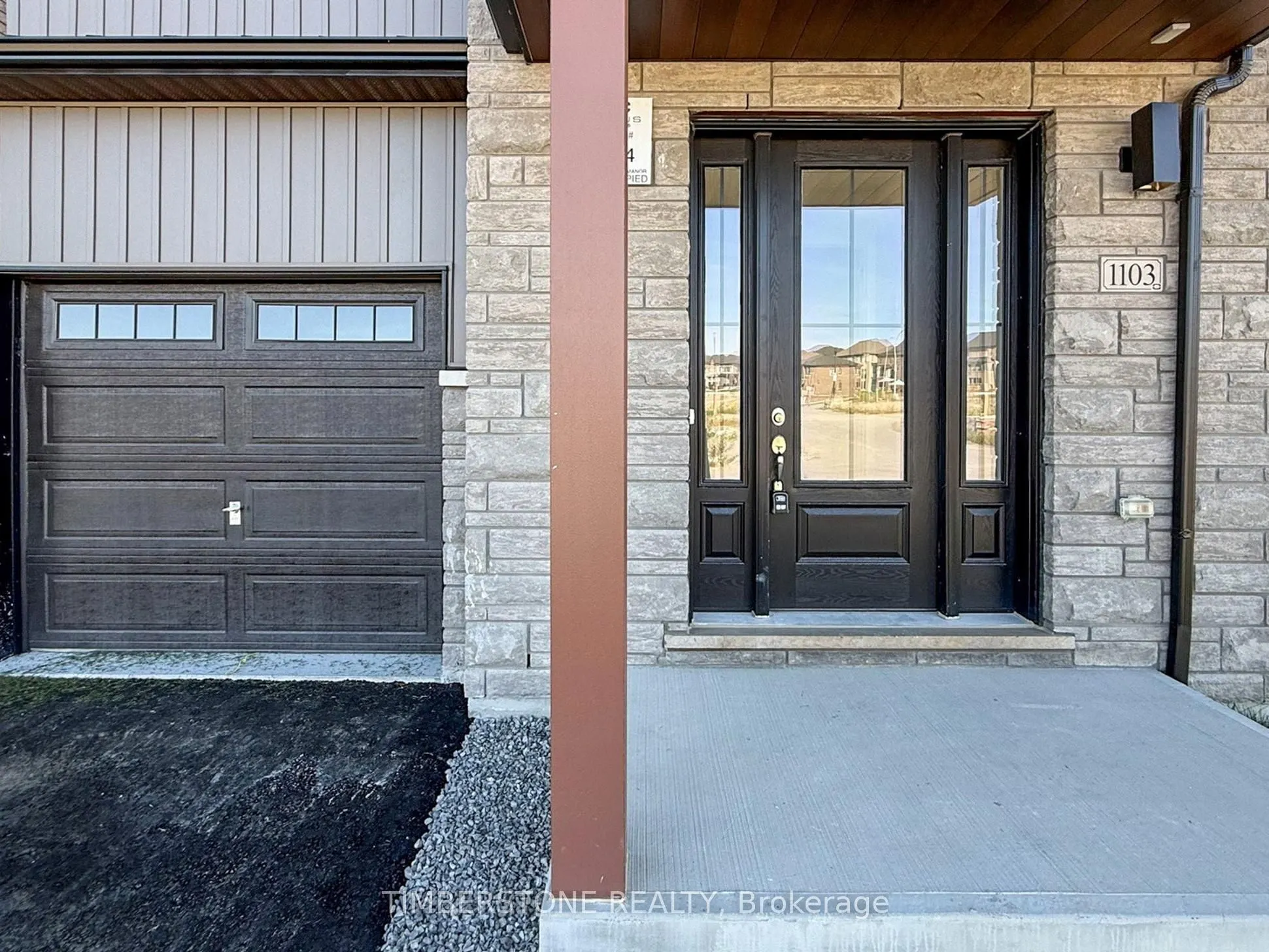 1103 Zircon Manor
