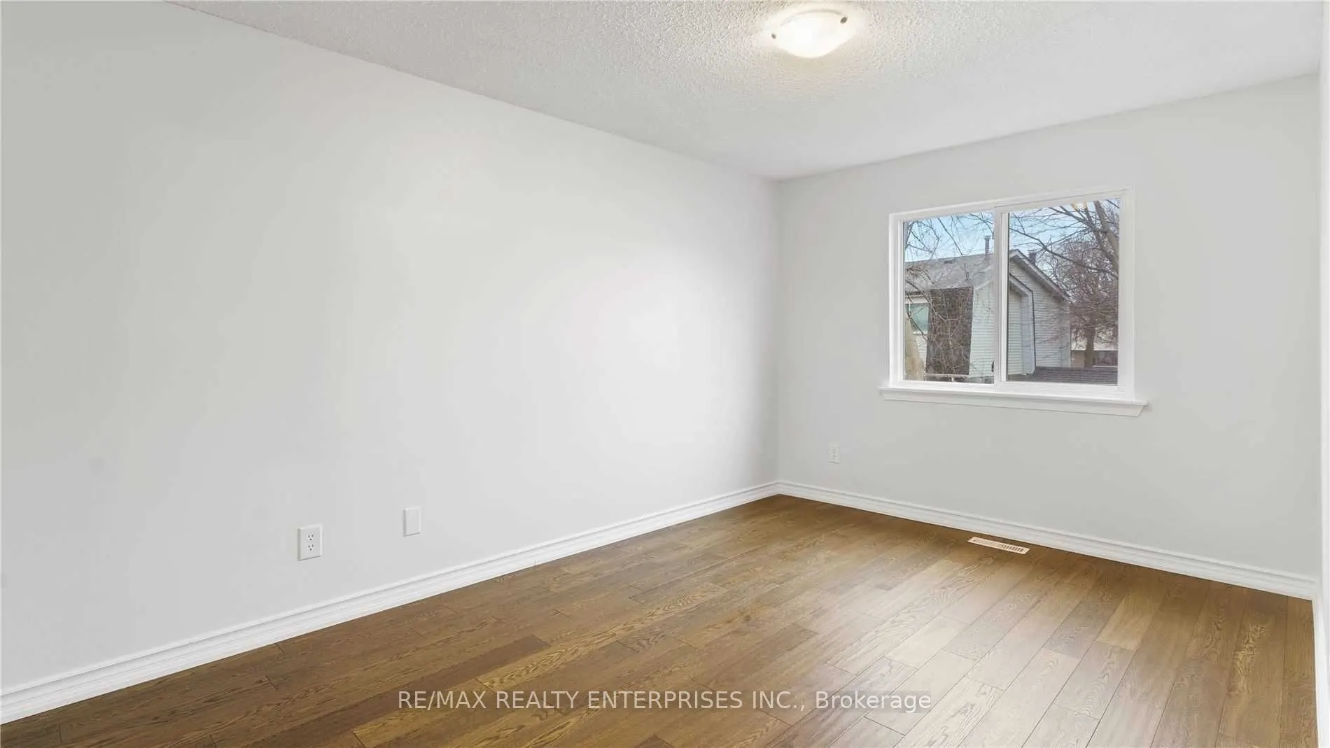1117 Venus Crescent
