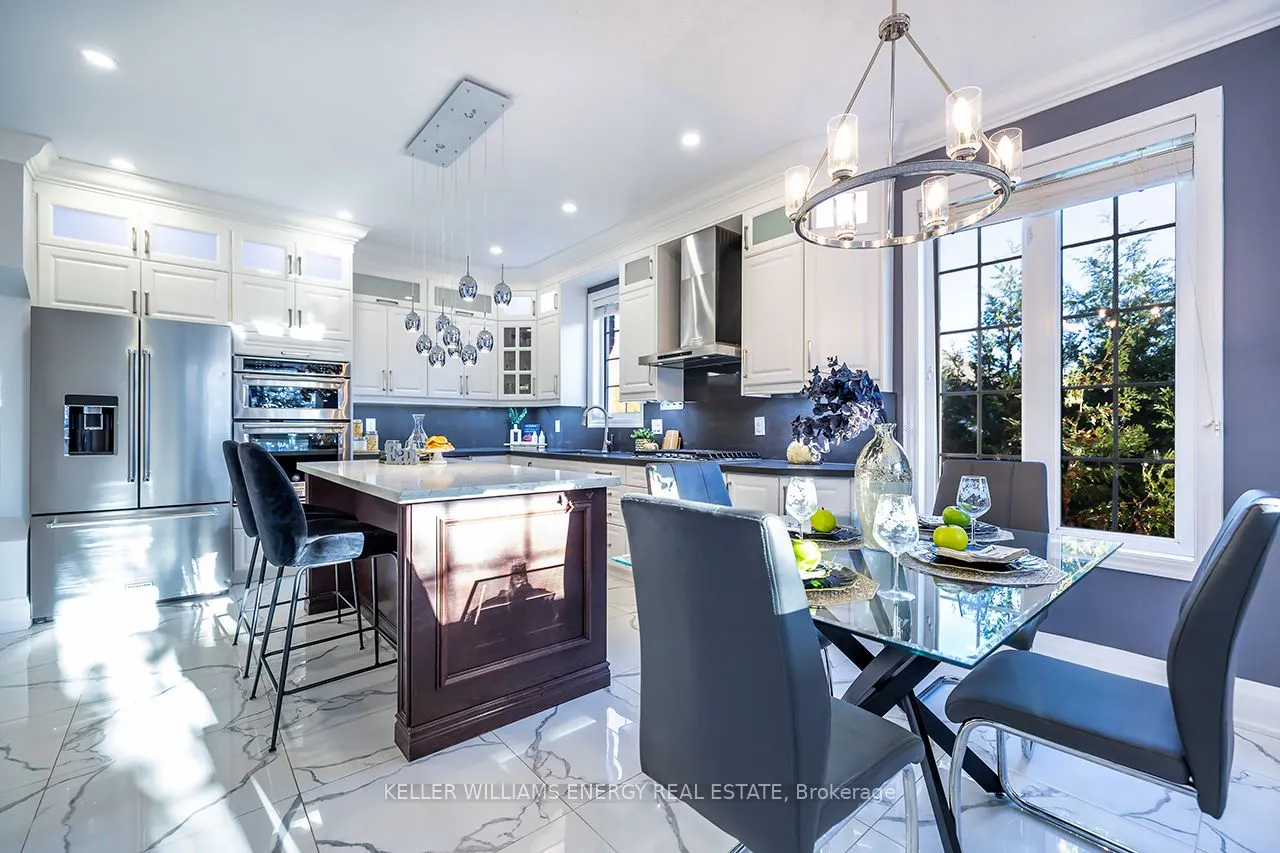 1602 Chilliwack Street