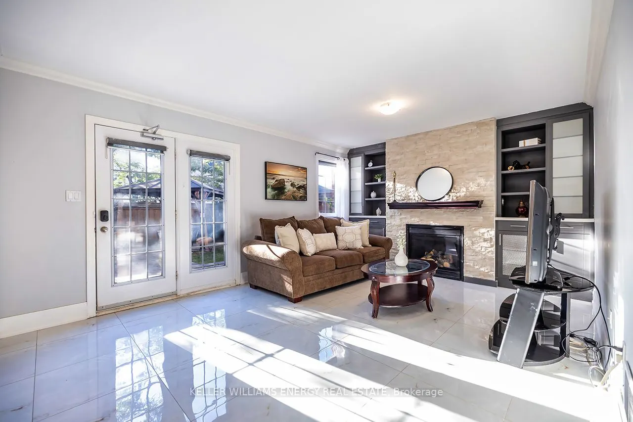 1602 Chilliwack Street