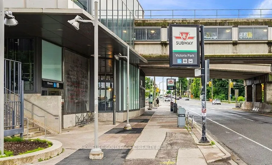 1 Massey Square, #1214