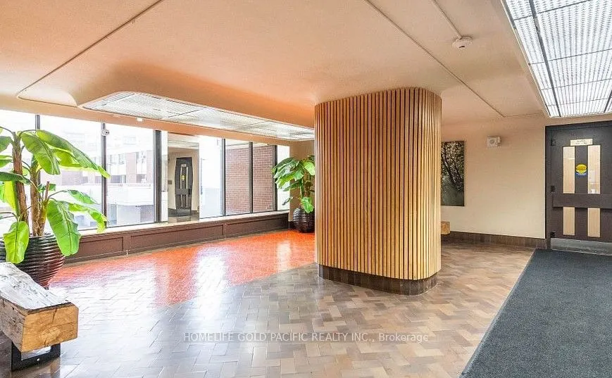 1 Massey Square, #1214