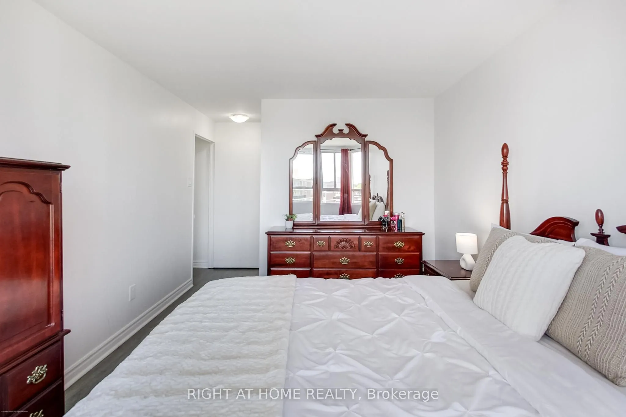 4 Park Vista, #1109