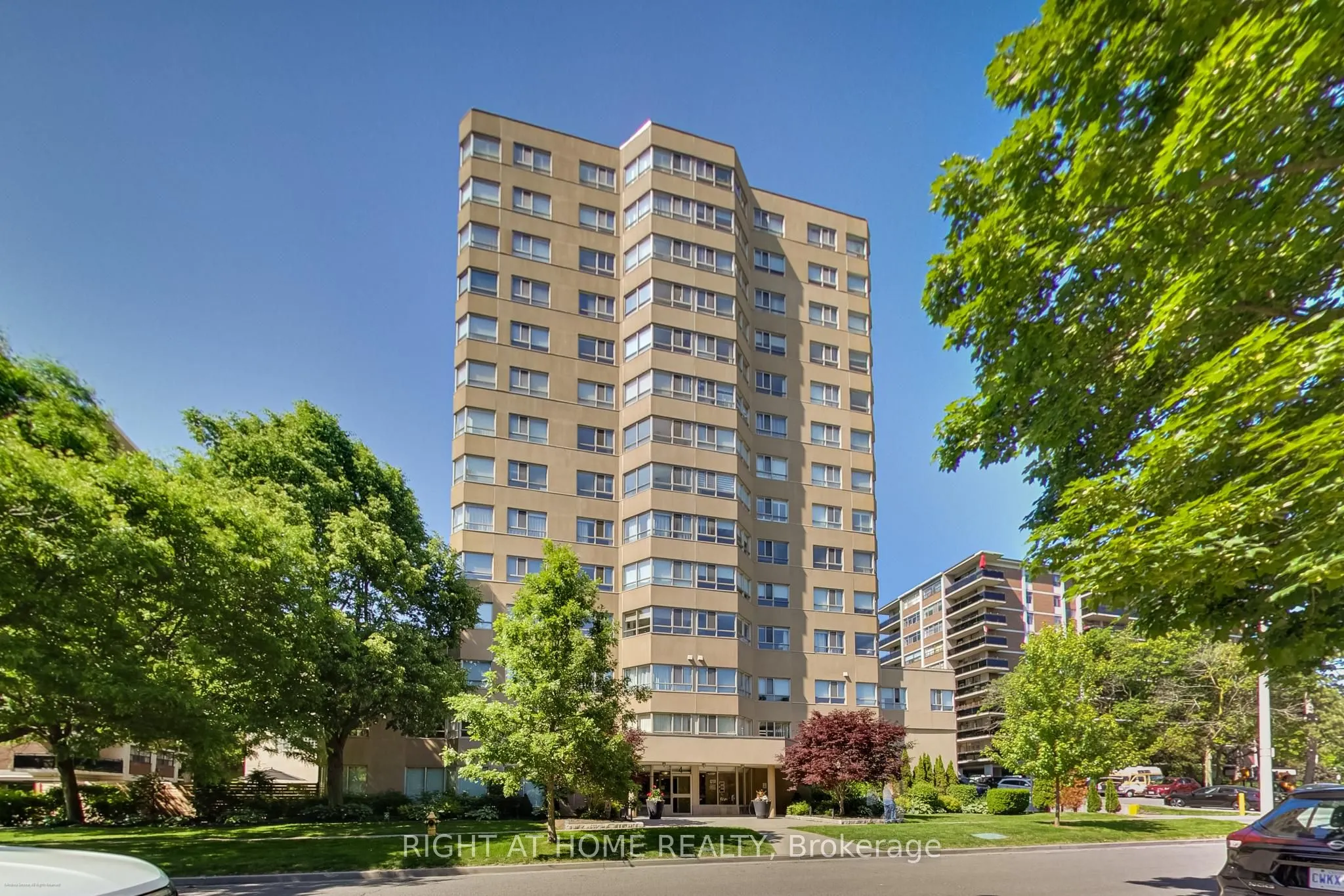 4 Park Vista, #1109