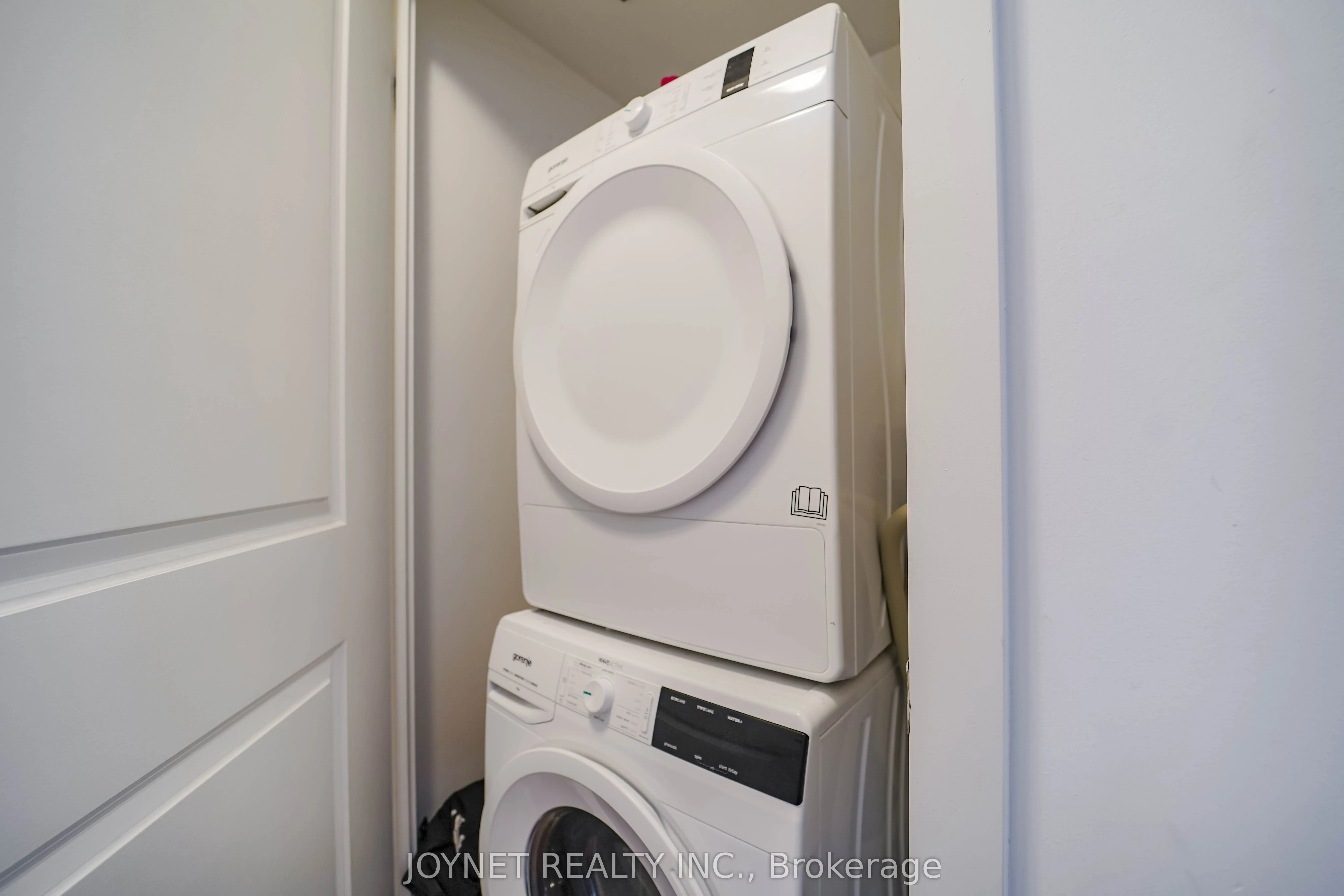 2799 Kingston Road, #714