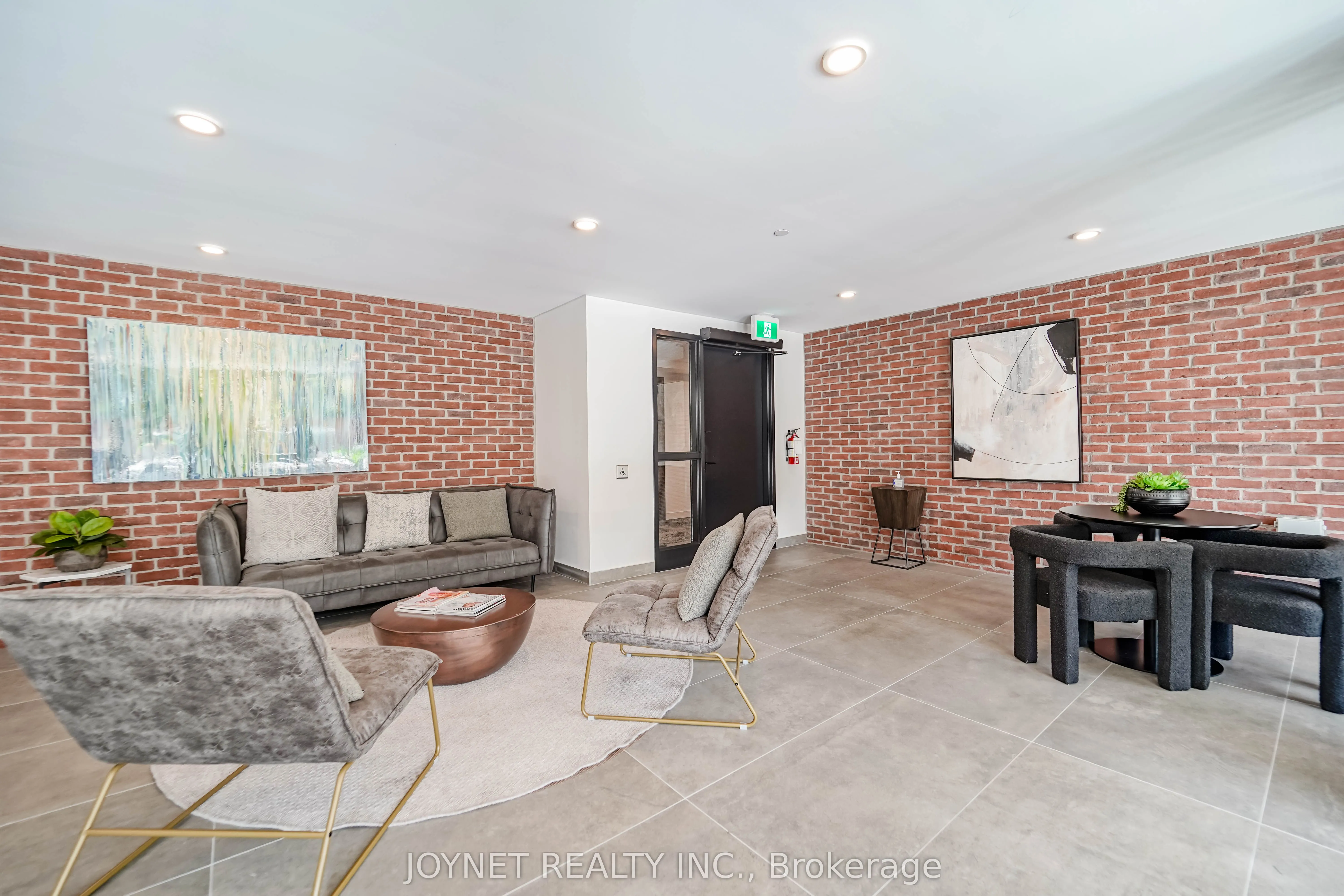 2799 Kingston Road, #714