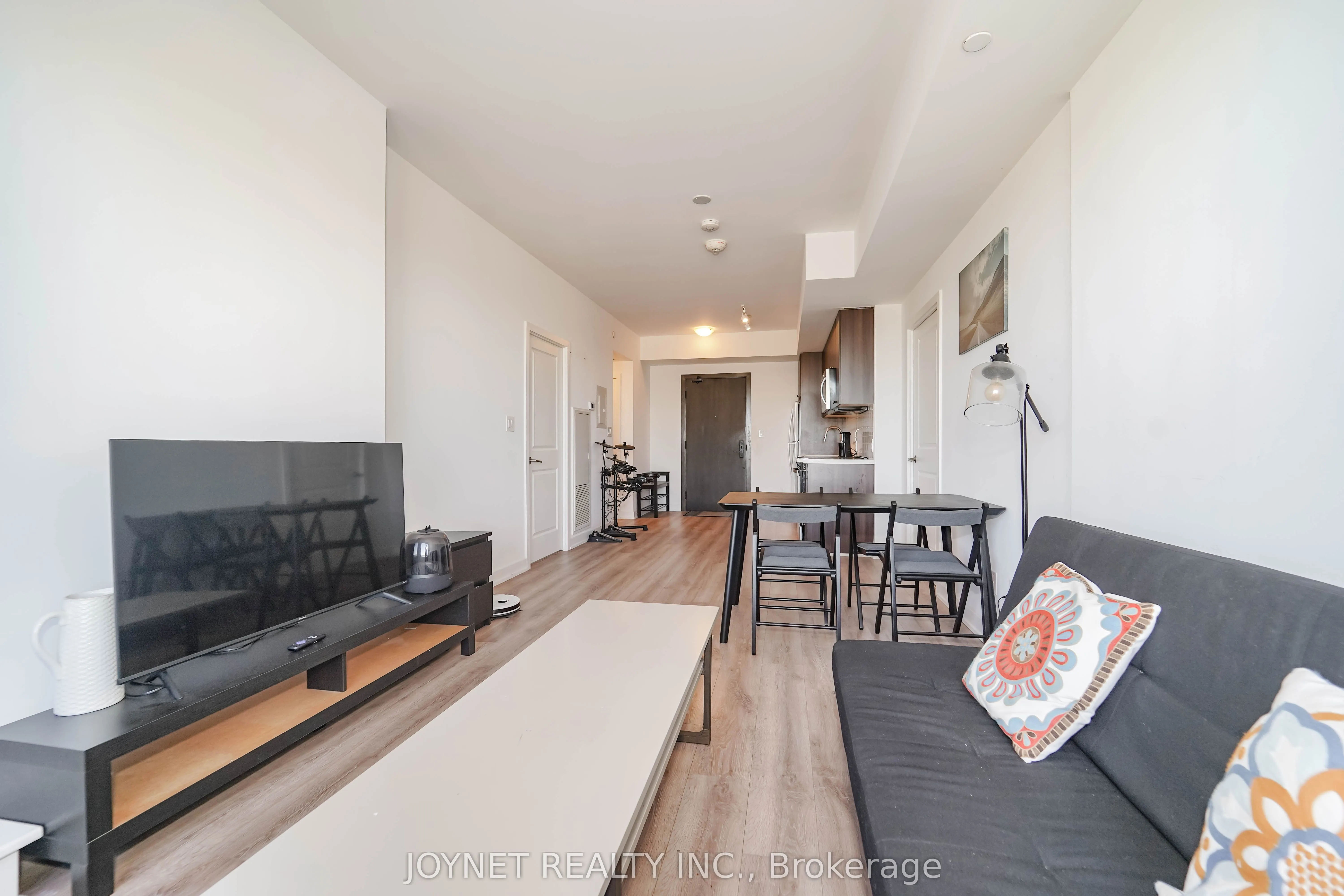 2799 Kingston Road, #714