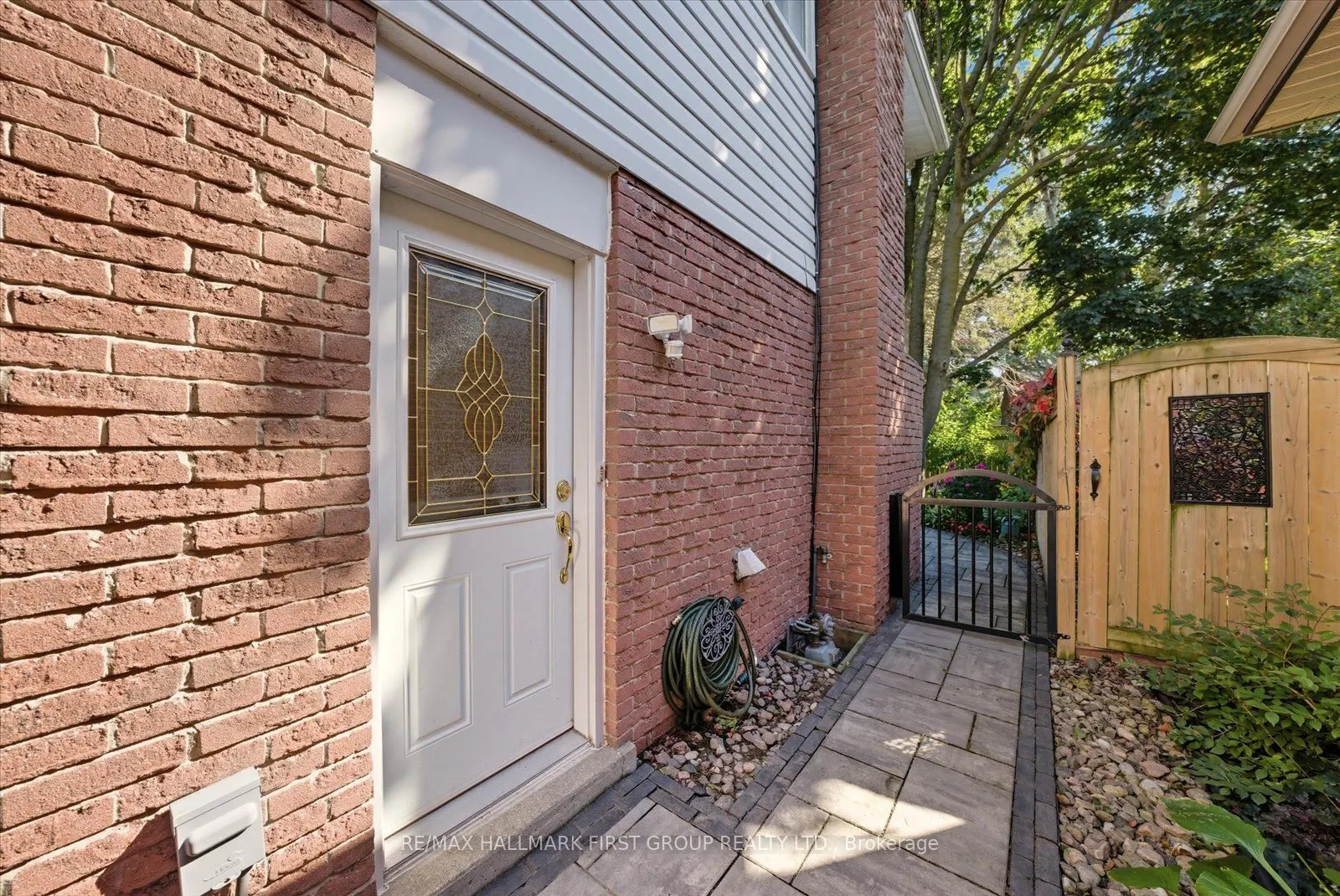 7 Spry Avenue