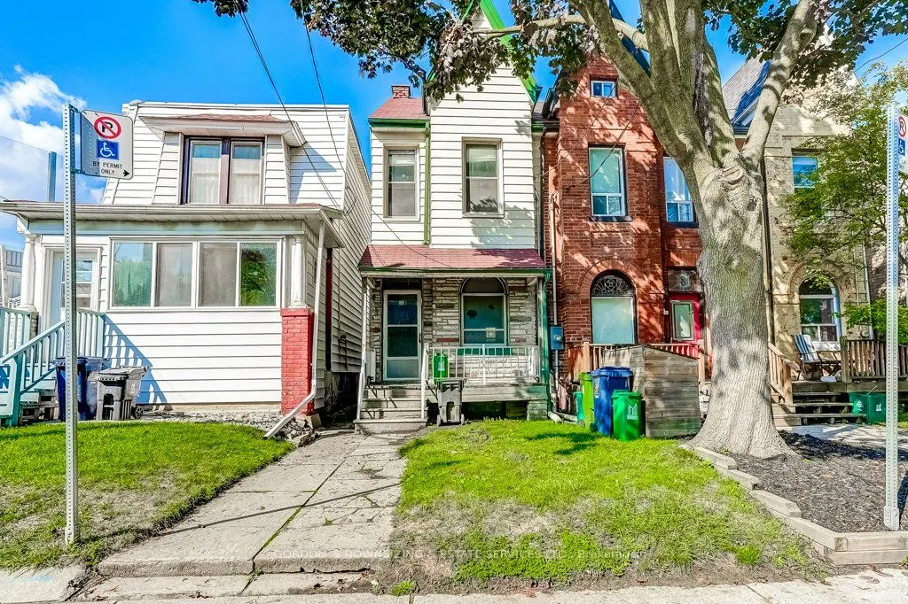 6 Paisley Avenue