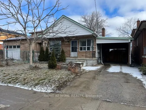 35 Commonwealth Avenue