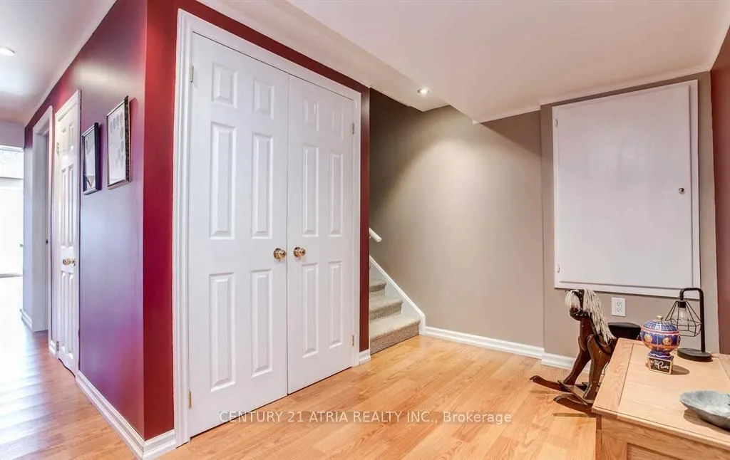 1454 Clearbrook Drive, #Main