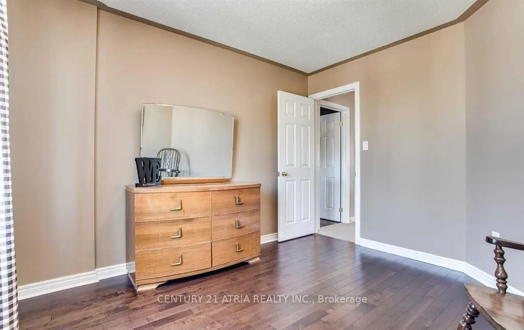 1454 Clearbrook Drive, #Main