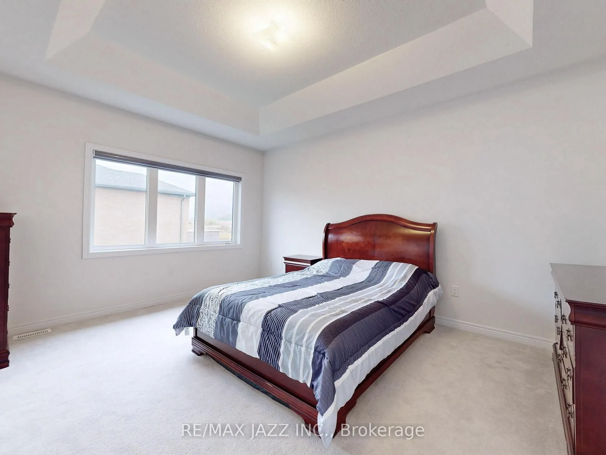 1280 Amherst Gate