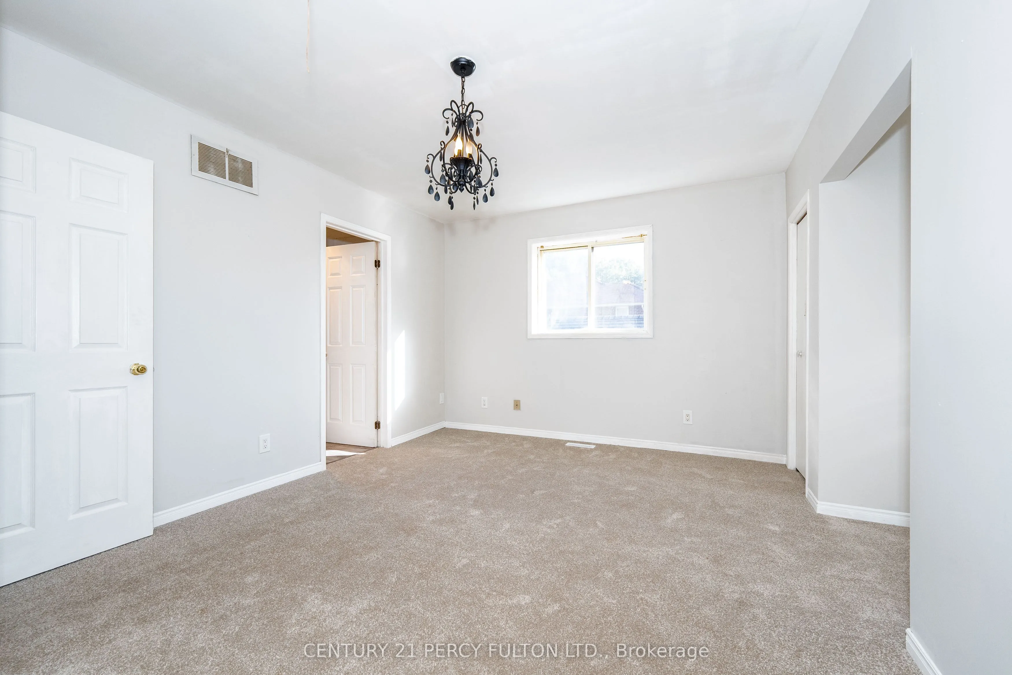 66 Twyn Rivers Drive