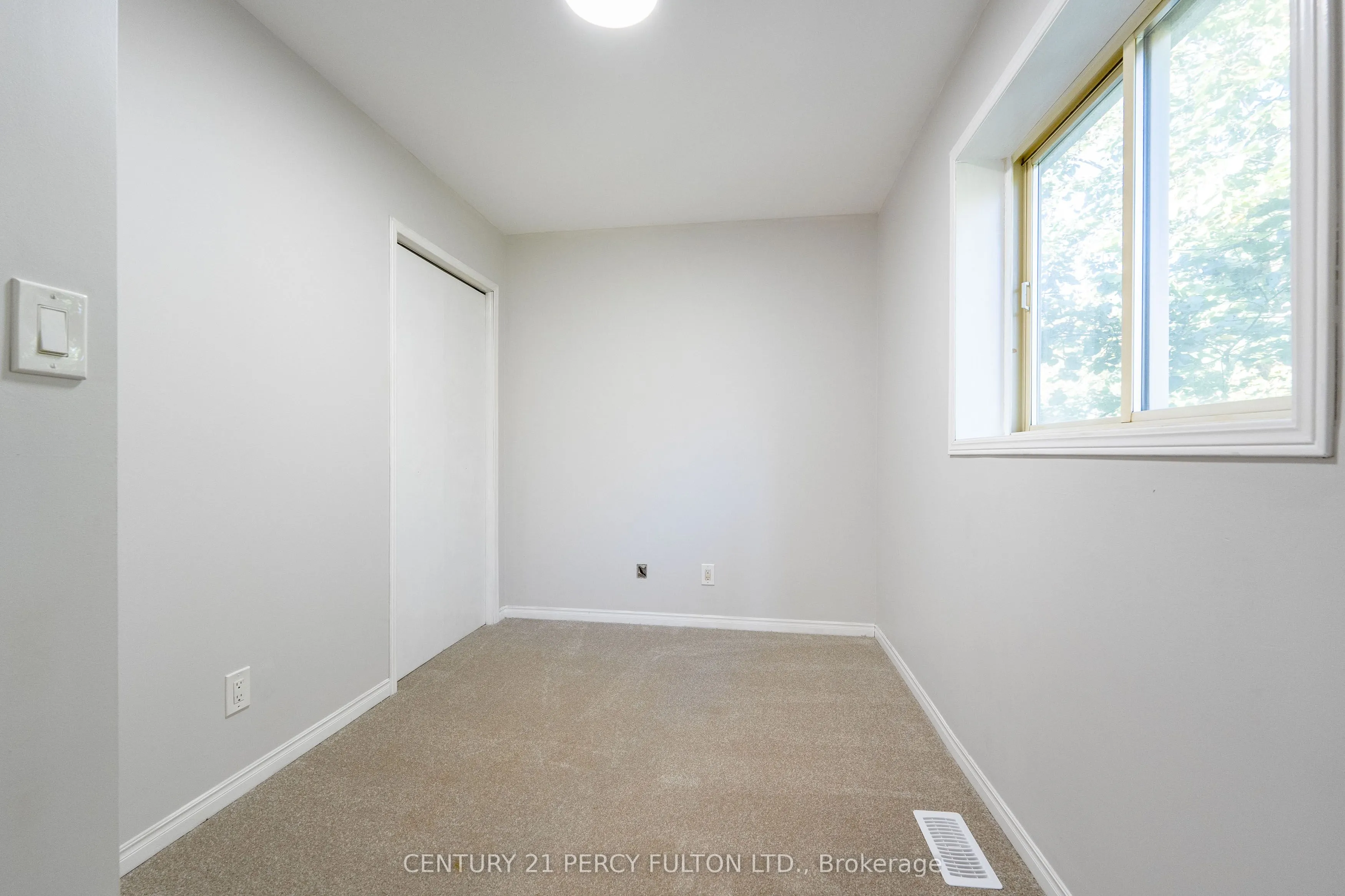 66 Twyn Rivers Drive