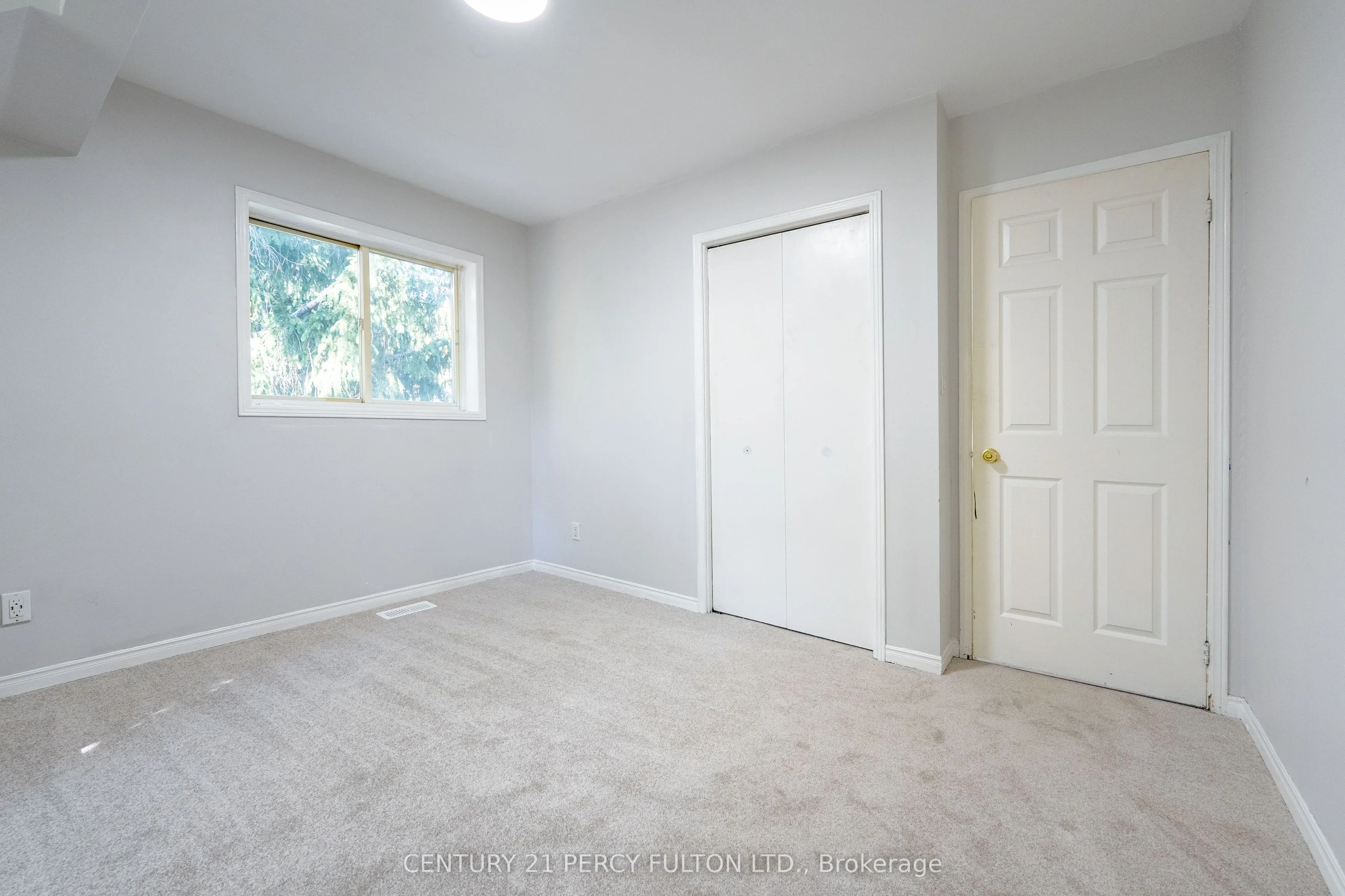66 Twyn Rivers Drive