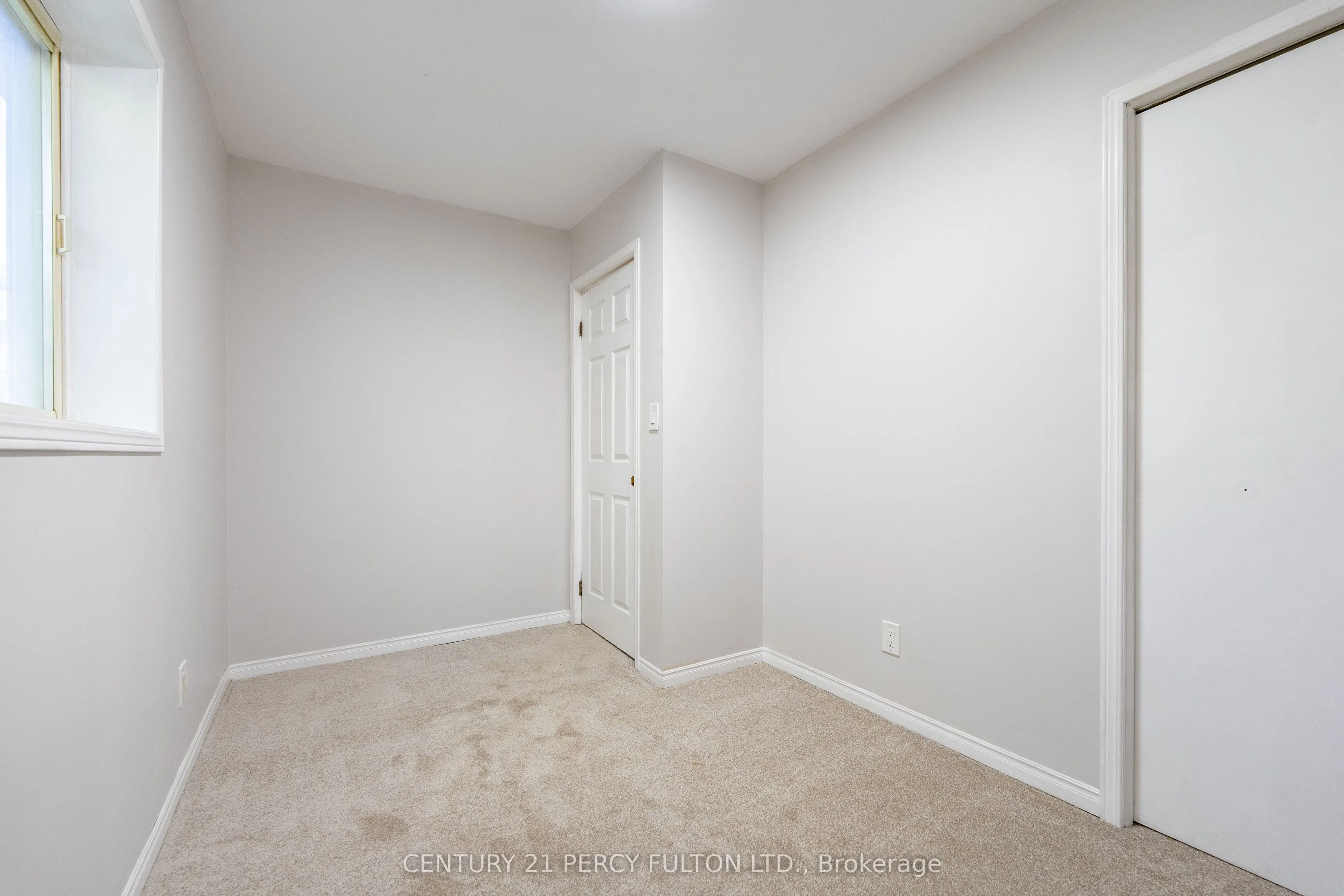 66 Twyn Rivers Drive