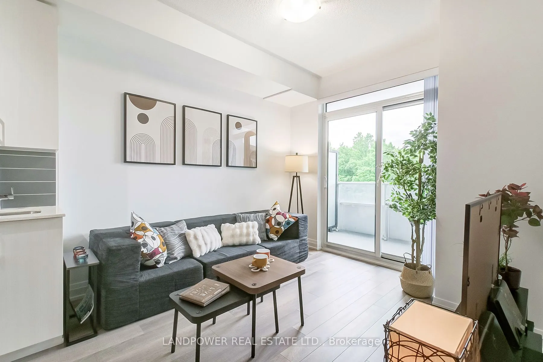 3121 Sheppard Avenue E, #535