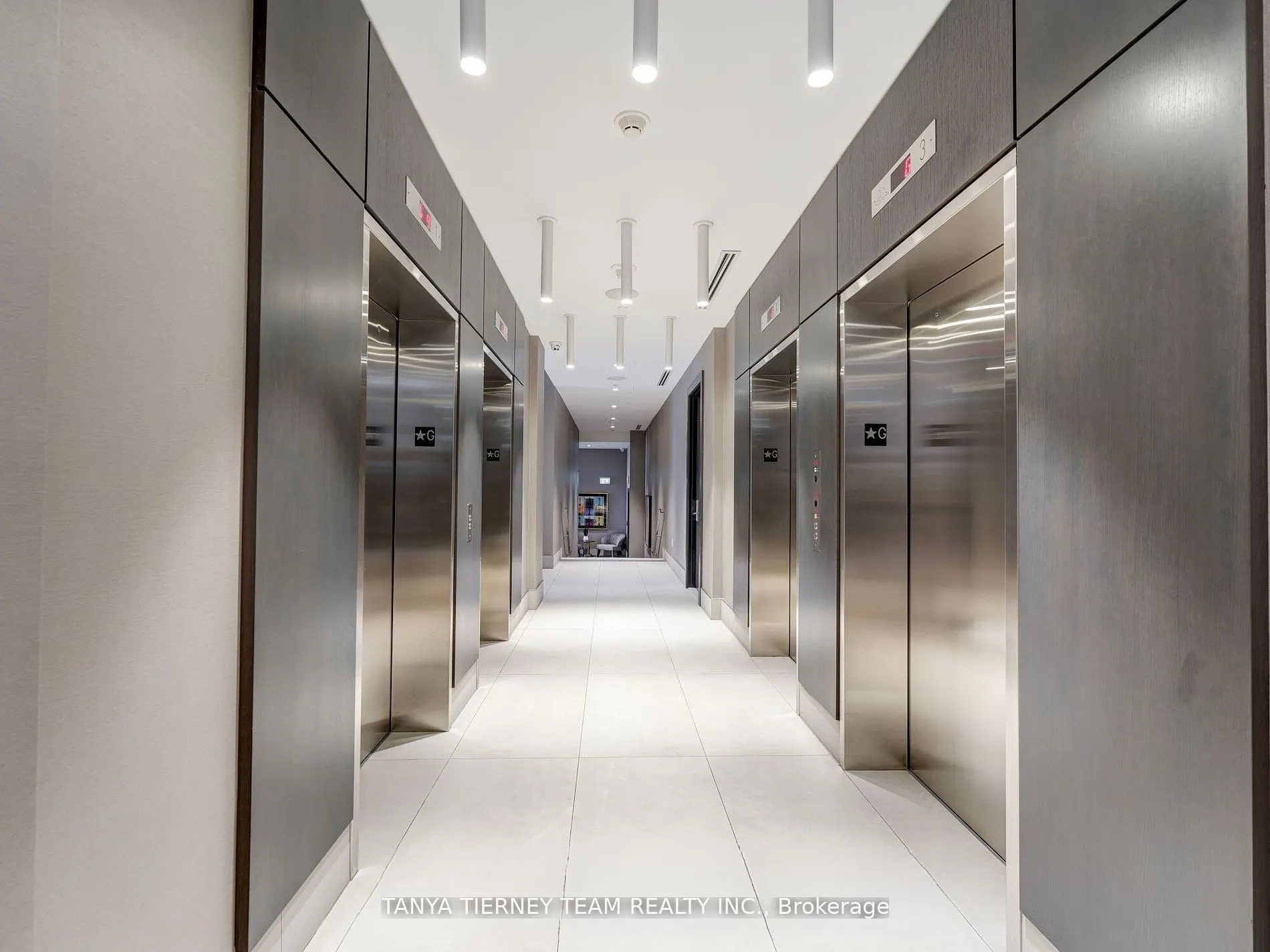 2550 Simcoe Street N, #1812