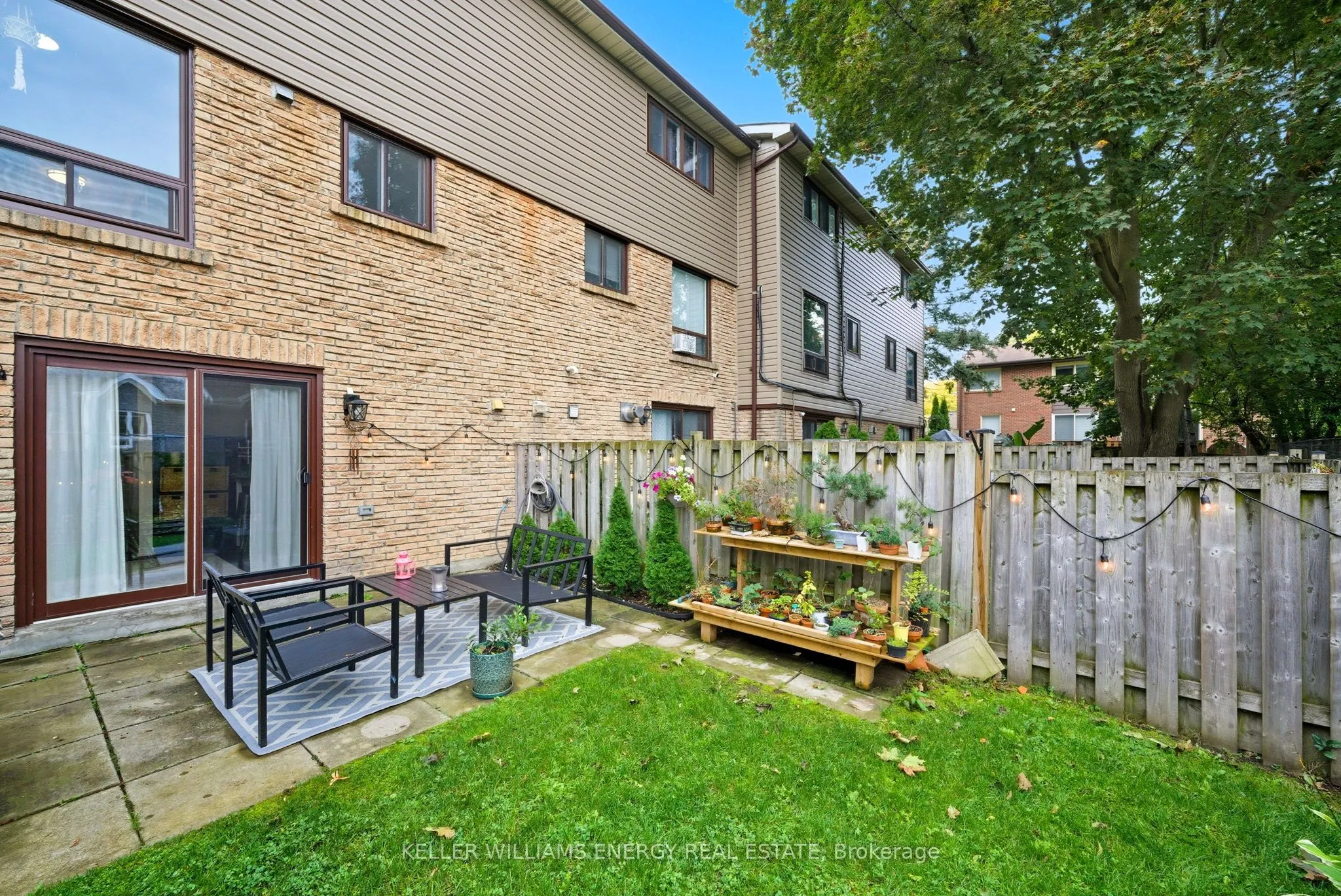 220 Ormond Drive, #W16