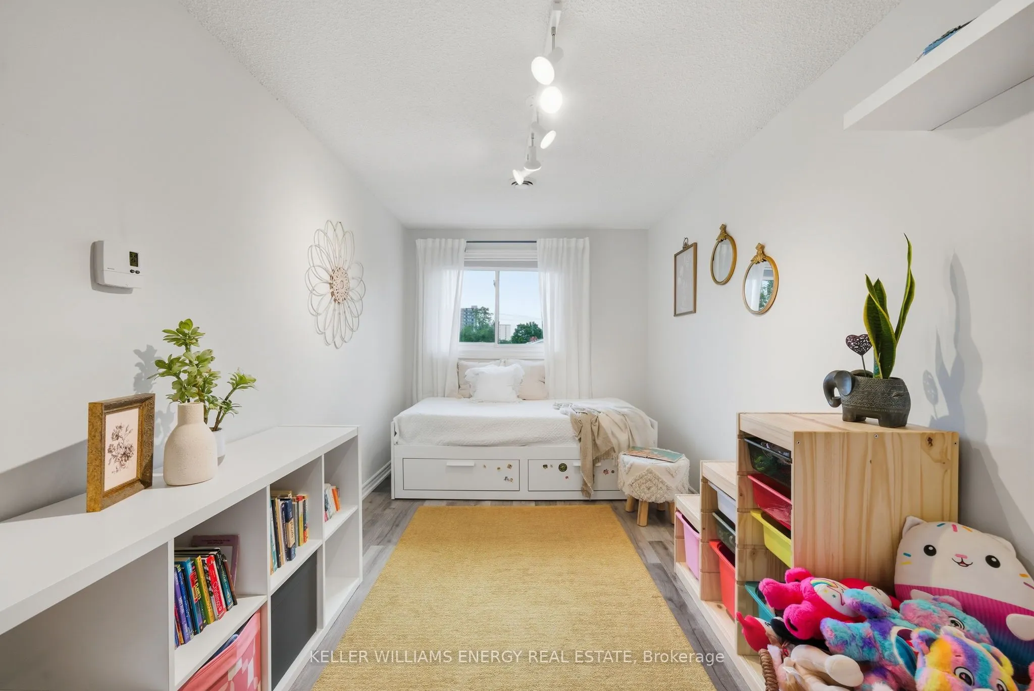 220 Ormond Drive, #W16