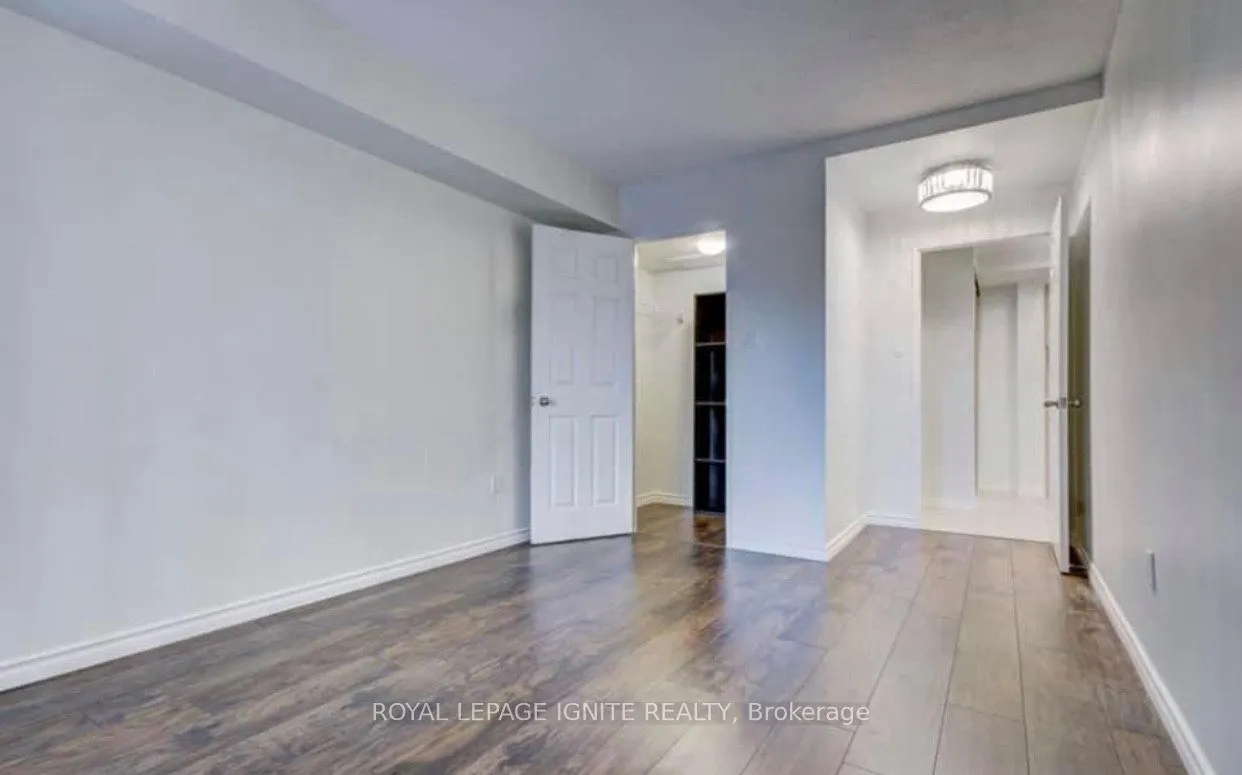 3231 Eglinton Avenue E, #201