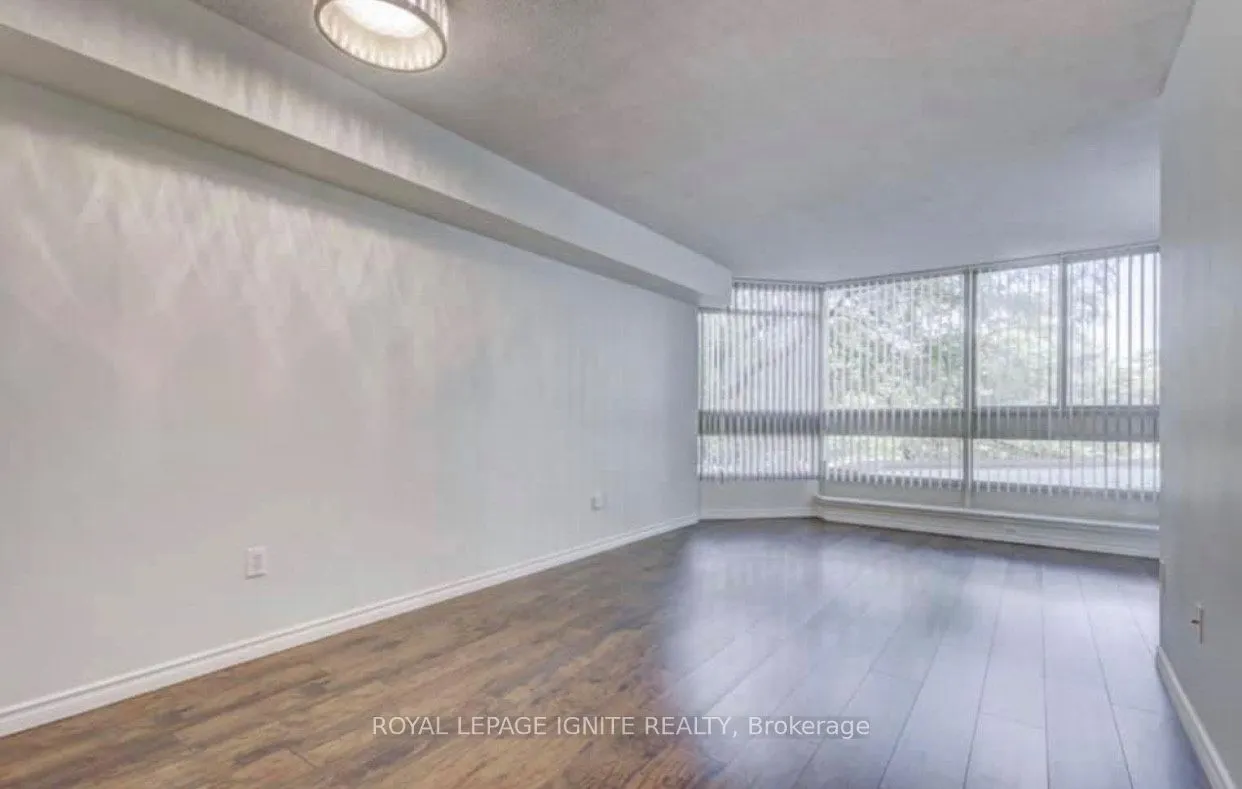 3231 Eglinton Avenue E, #201