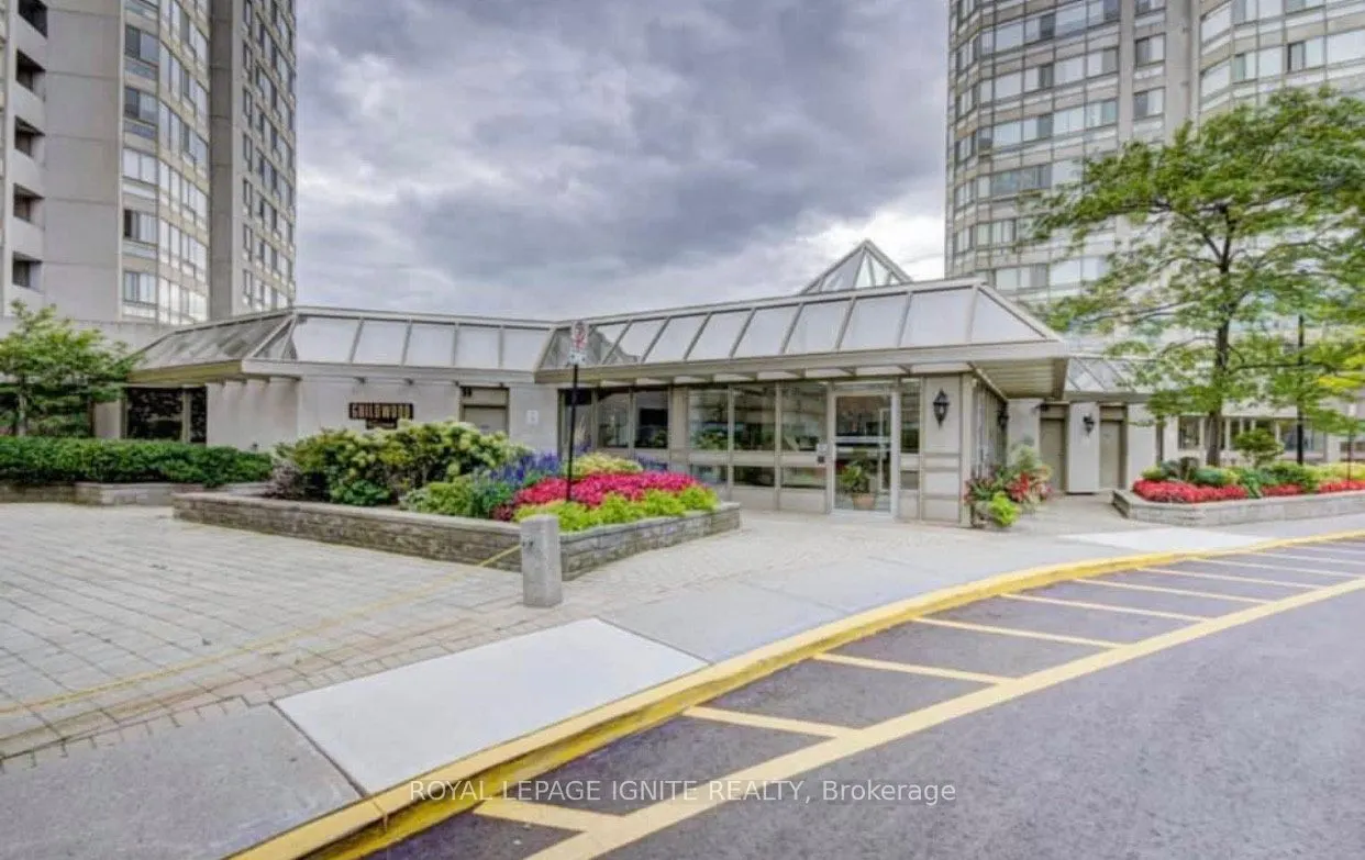 3231 Eglinton Avenue E, #201