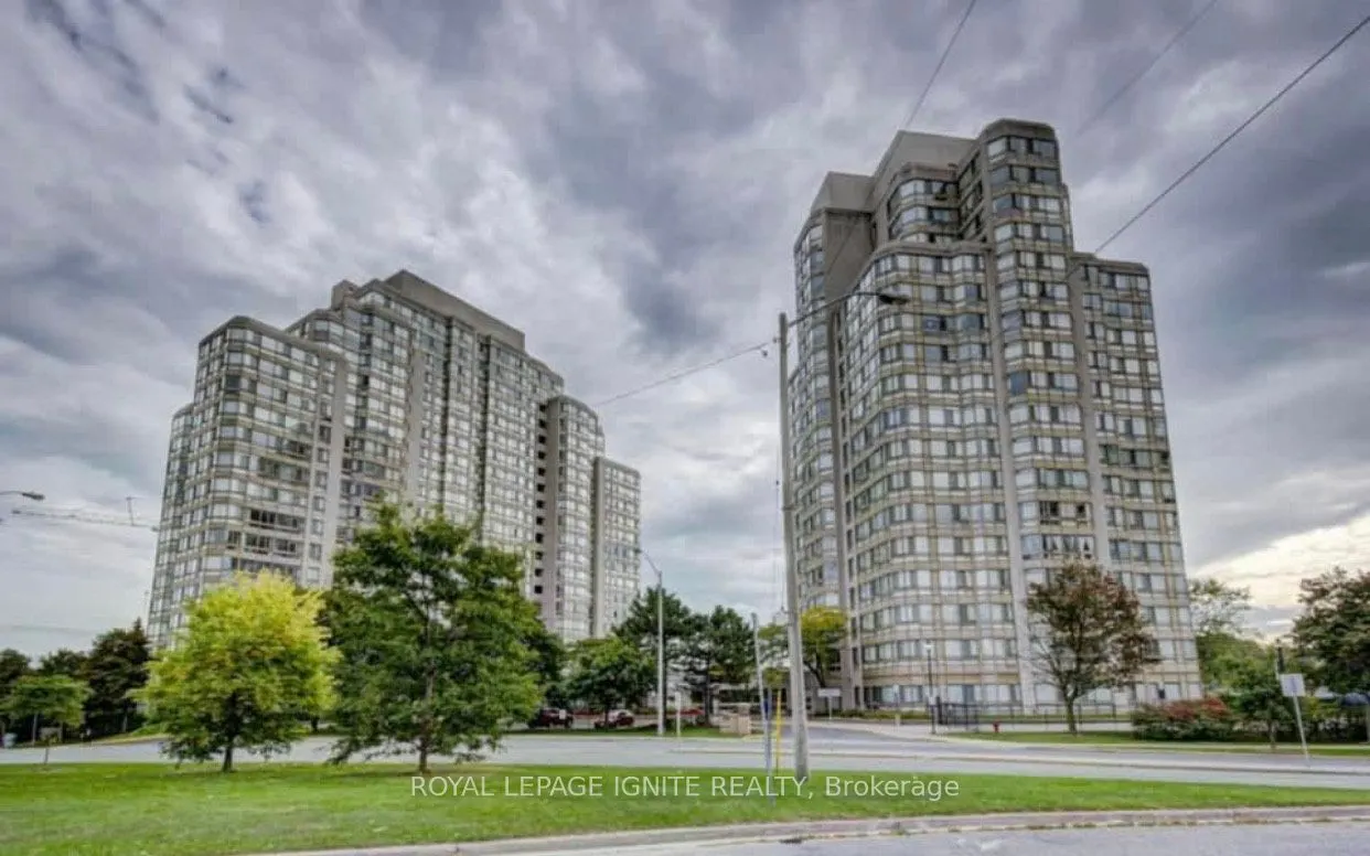 3231 Eglinton Avenue E, #201