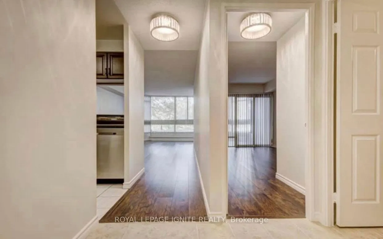 3231 Eglinton Avenue E, #201