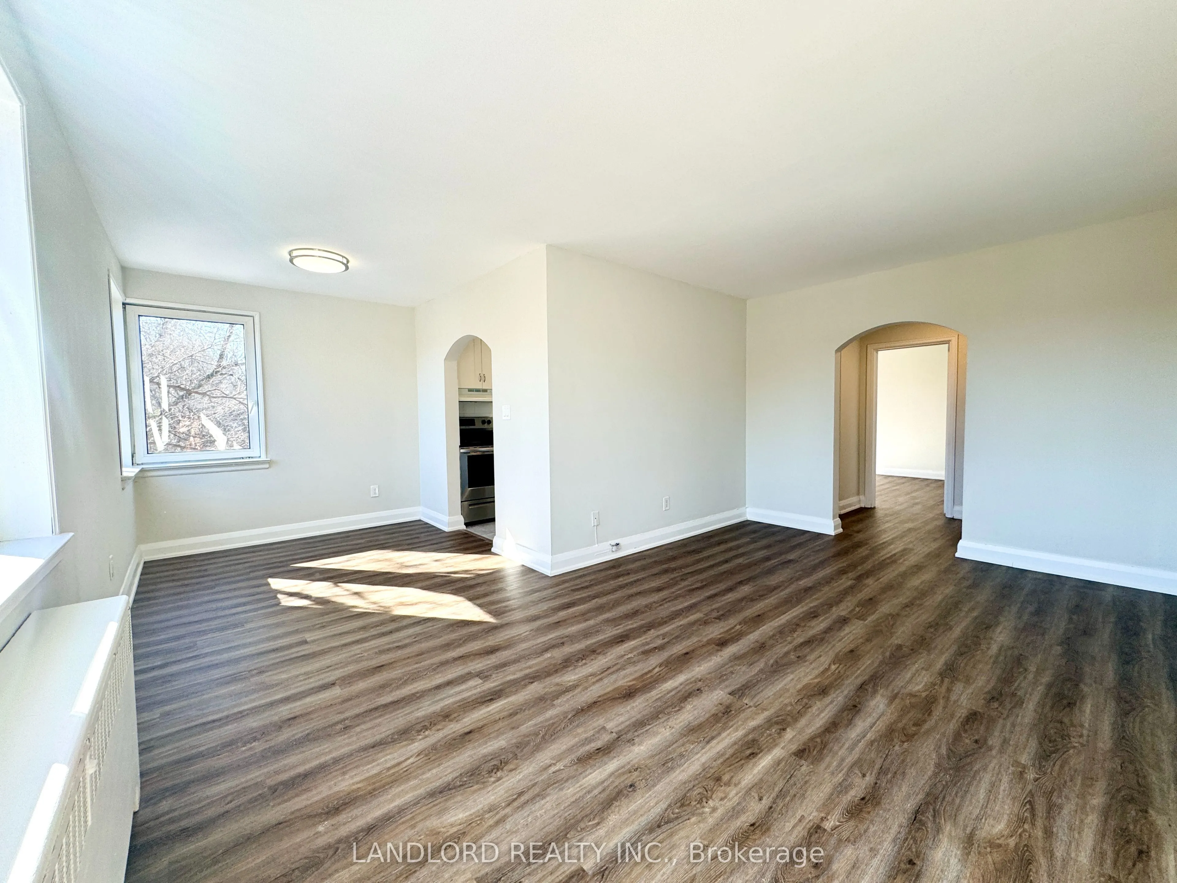 36 Wood Glen Road, #303
