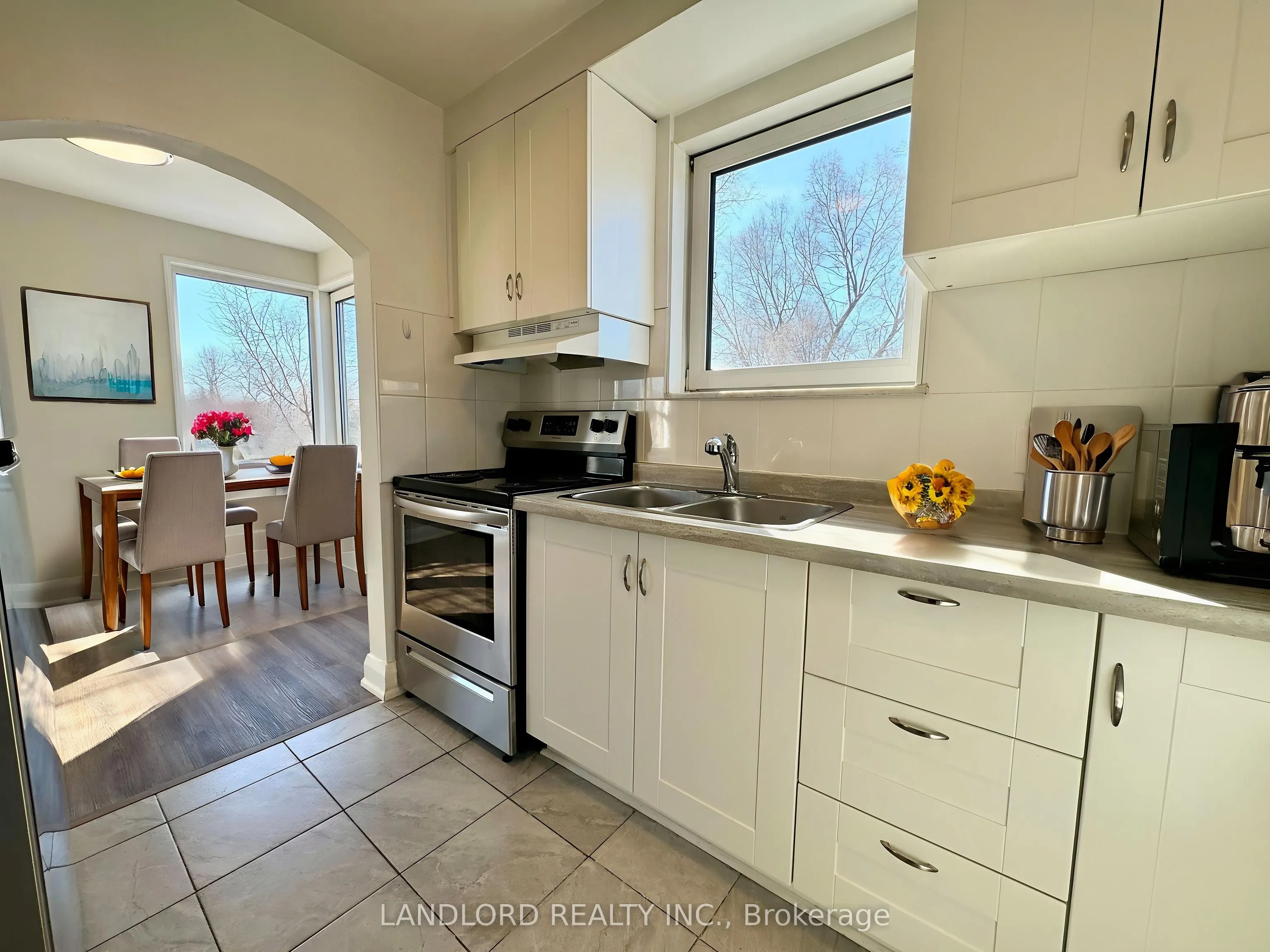 36 Wood Glen Road, #303