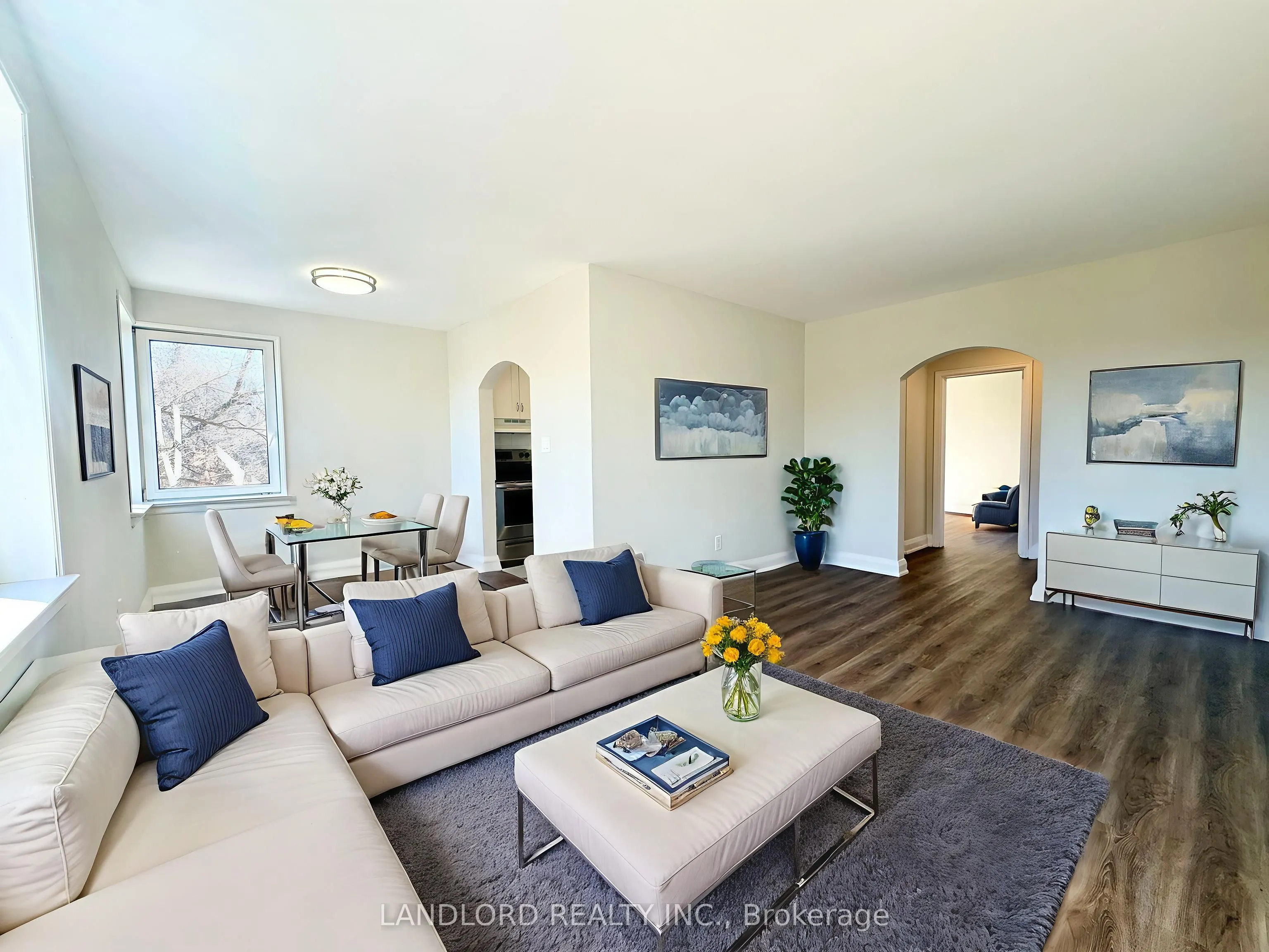 36 Wood Glen Road, #303