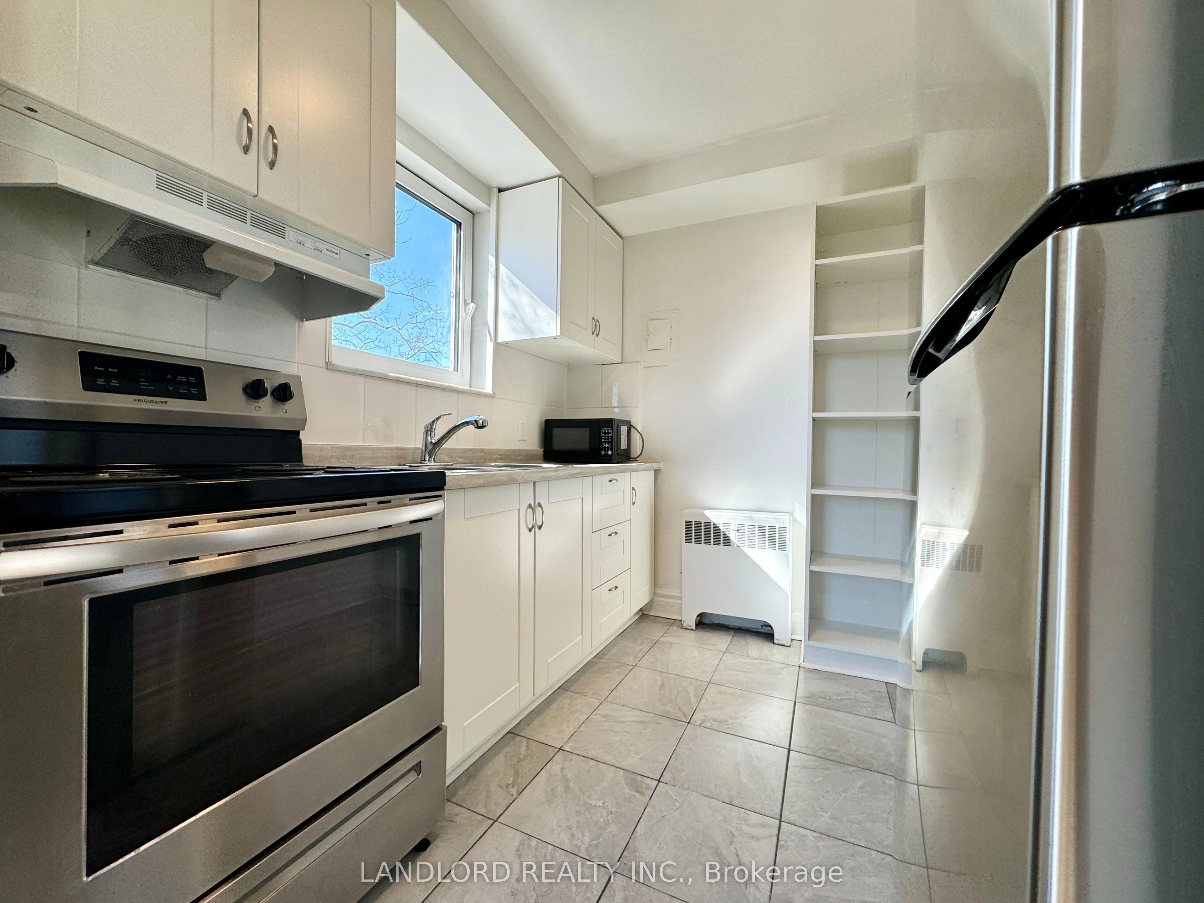 36 Wood Glen Road, #303