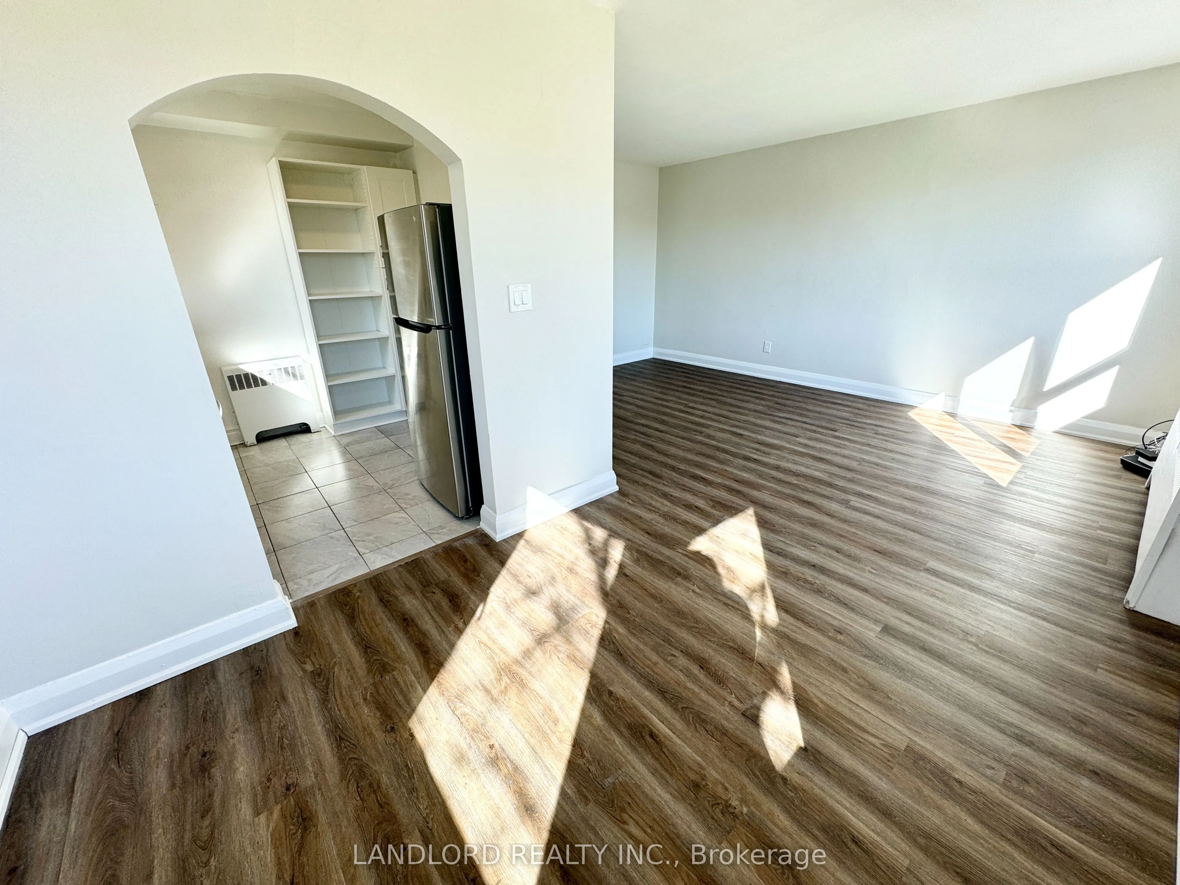 36 Wood Glen Road, #303