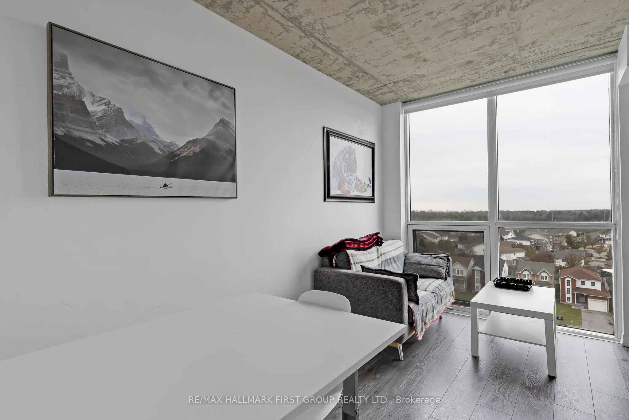 1900 Simcoe Street N, #709