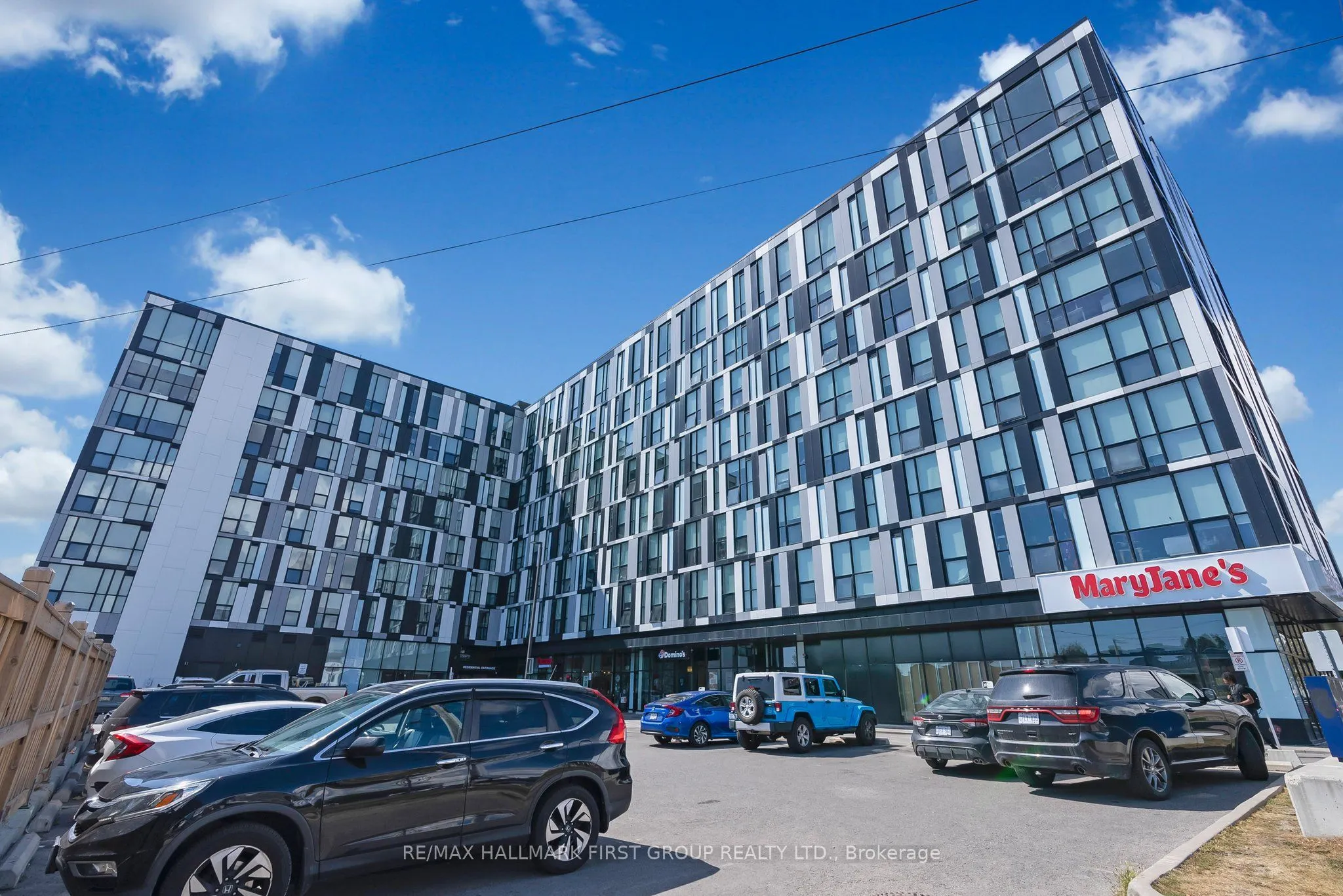 1900 Simcoe Street N, #709