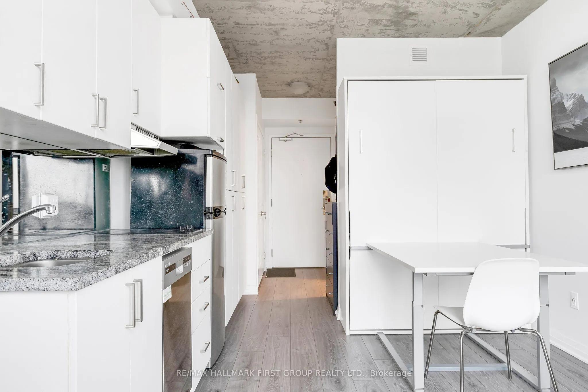 1900 Simcoe Street N, #709