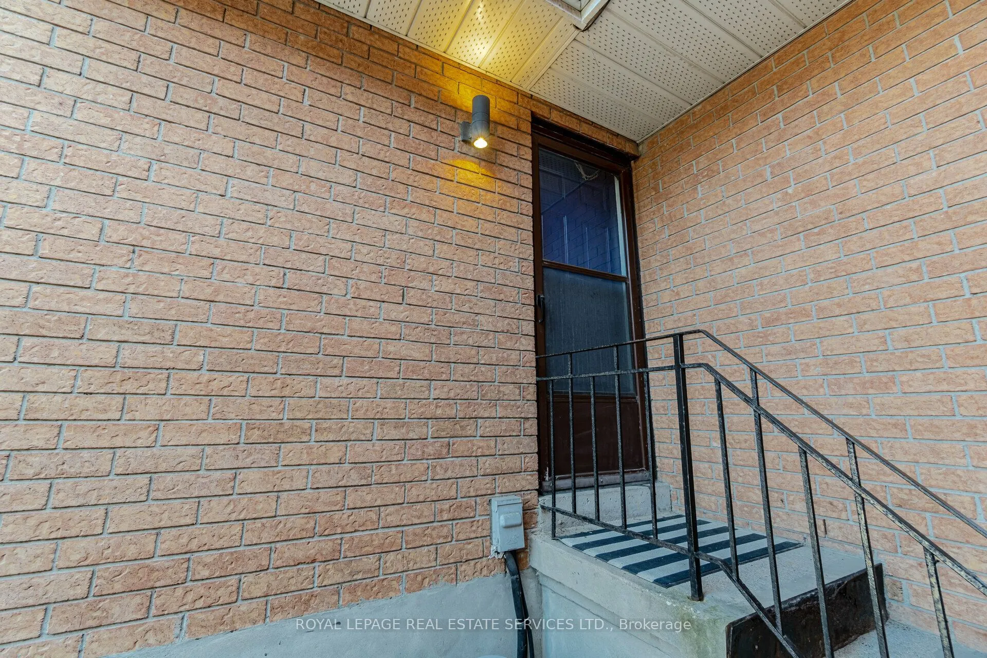 171 Clonmore Drive E